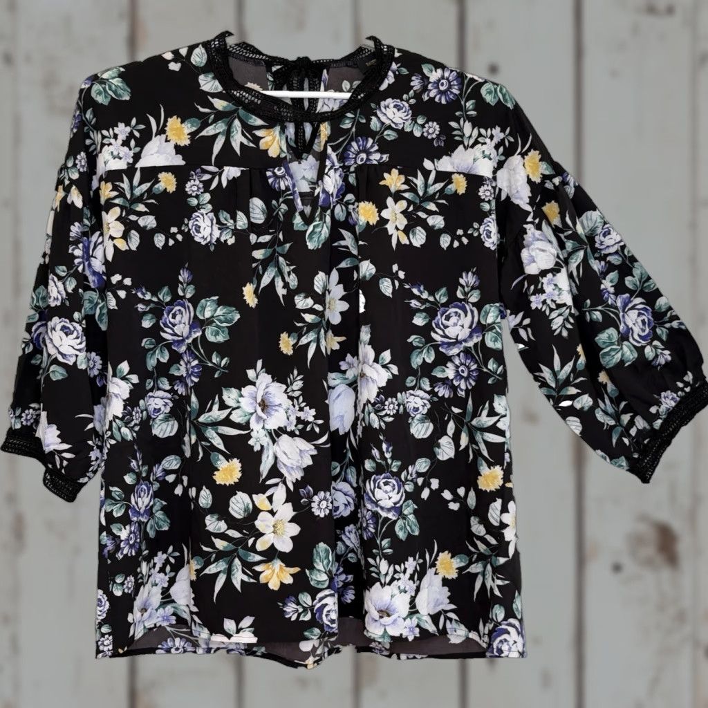 Vintage Suzanne Betro Top Blouse Womens Size 1X Black Floral Print 3/4 Puff Sleeve Round Neck Tie Closure Bohemian Lightweight Peach Hole Back Loose Fit Size XL / US 12-14 / IT 48-50 - 1 Thumbnail