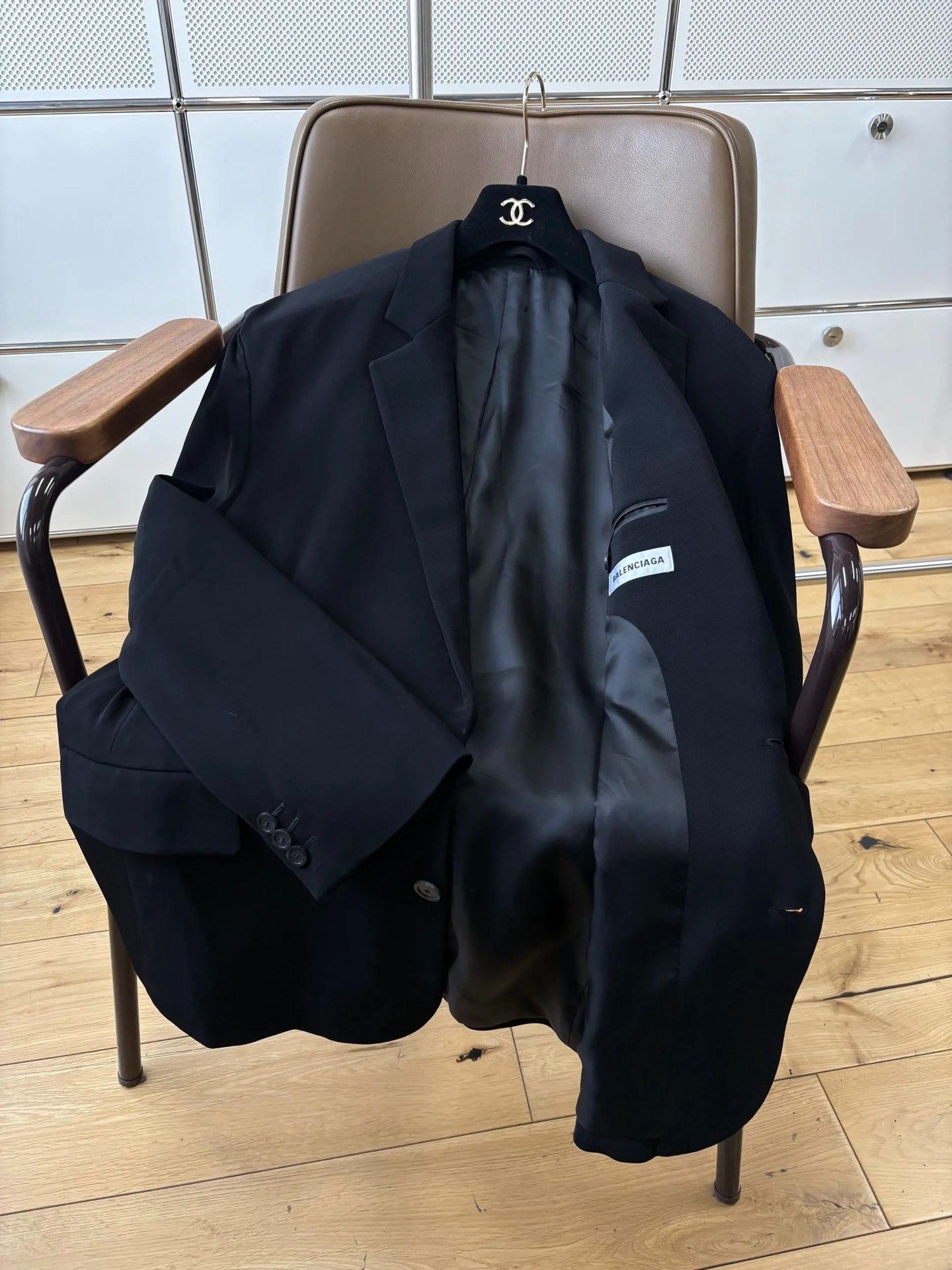 Balenciaga Balenciaga Single-Breasted Shoulder Pad Blazer Size XS / US 0-2 / IT 36-38 - 9 Thumbnail