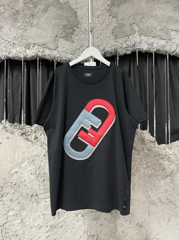 Fendi Fendi Black Cotton Graphic T-shirt for Women 0089 Size XL / US 12-14 / IT 48-50 - 1 Thumbnail