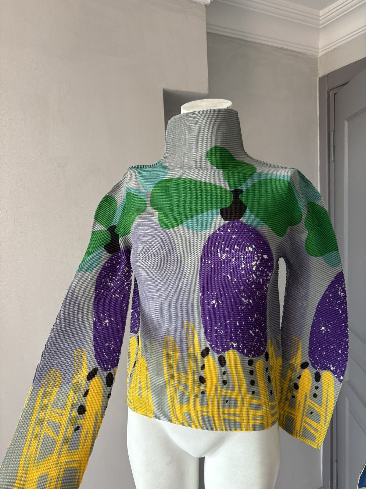 Issey Miyake Issey Miyake flowerpot top Size M / US 6-8 / IT 42-44 - 10 Thumbnail
