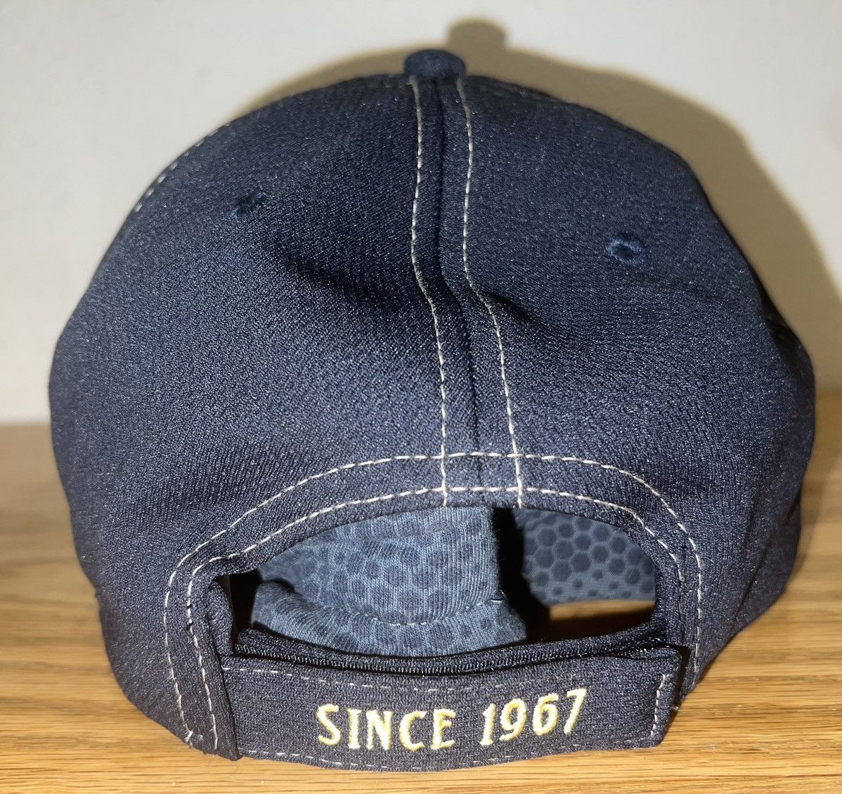 Disney Disney Retired Club 33 Hat Size ONE SIZE - 3 Thumbnail