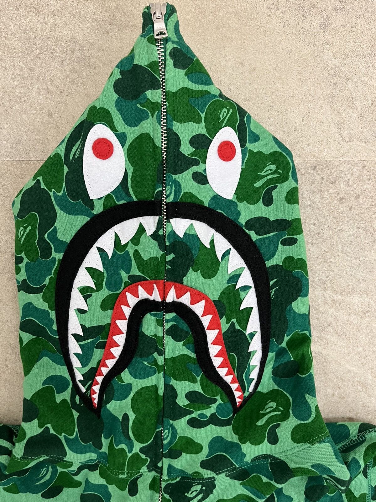 Bape Bape Shibuya only Green Camo Size US L / EU 52-54 / 3 - 2 Thumbnail