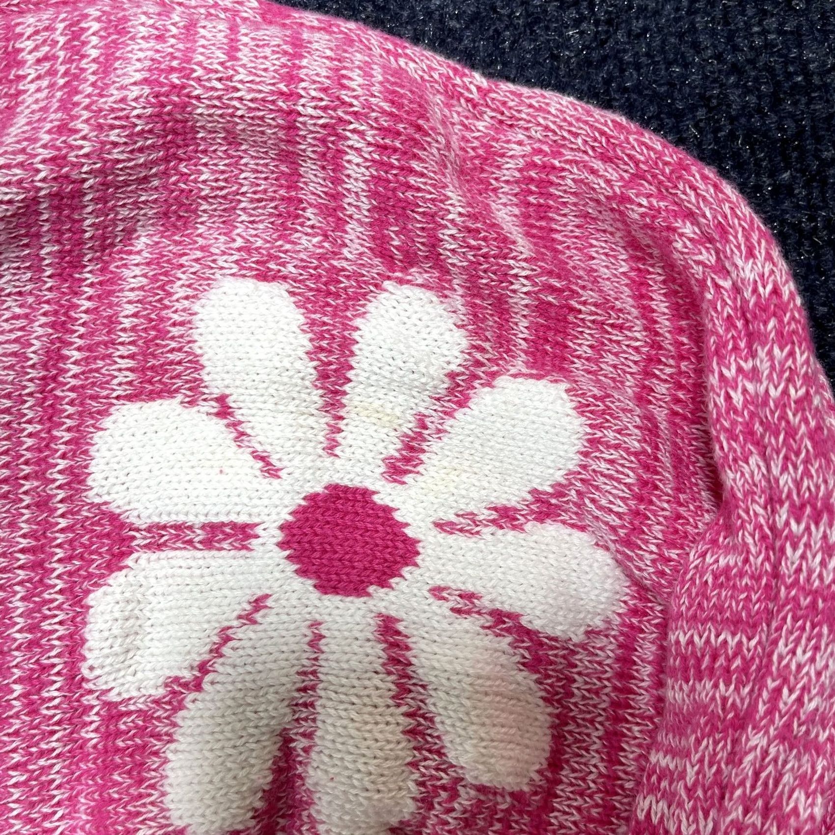 Vintage Altar'd State Sweater Womens Small Pink White Daisy Flower Knit Pullover Cute Size S / US 4 / IT 40 - 3 Thumbnail