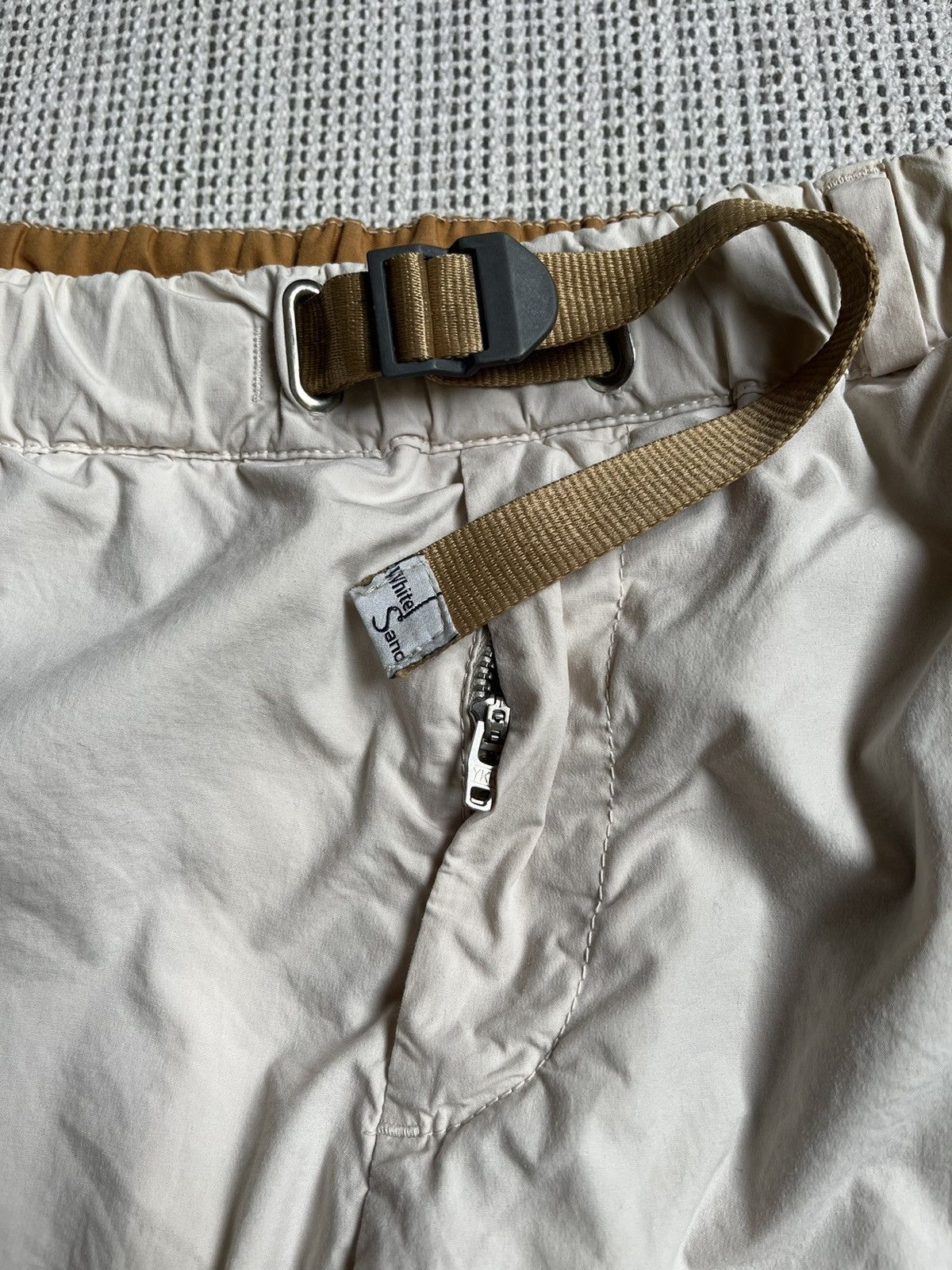 Other White sand printed Bee pants Size US 34 / EU 50 - 4 Thumbnail