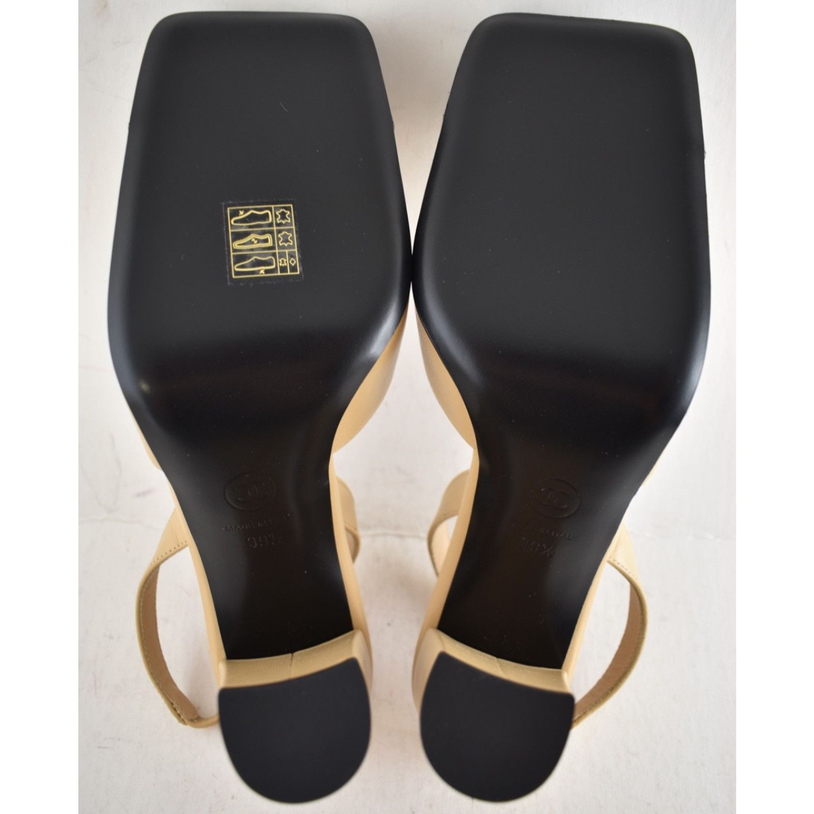 Chanel Chanel 26S Square Toe CC Slingback Block Heel Pump 39.5 Size US 9.5 / IT 39.5 - 17 Thumbnail