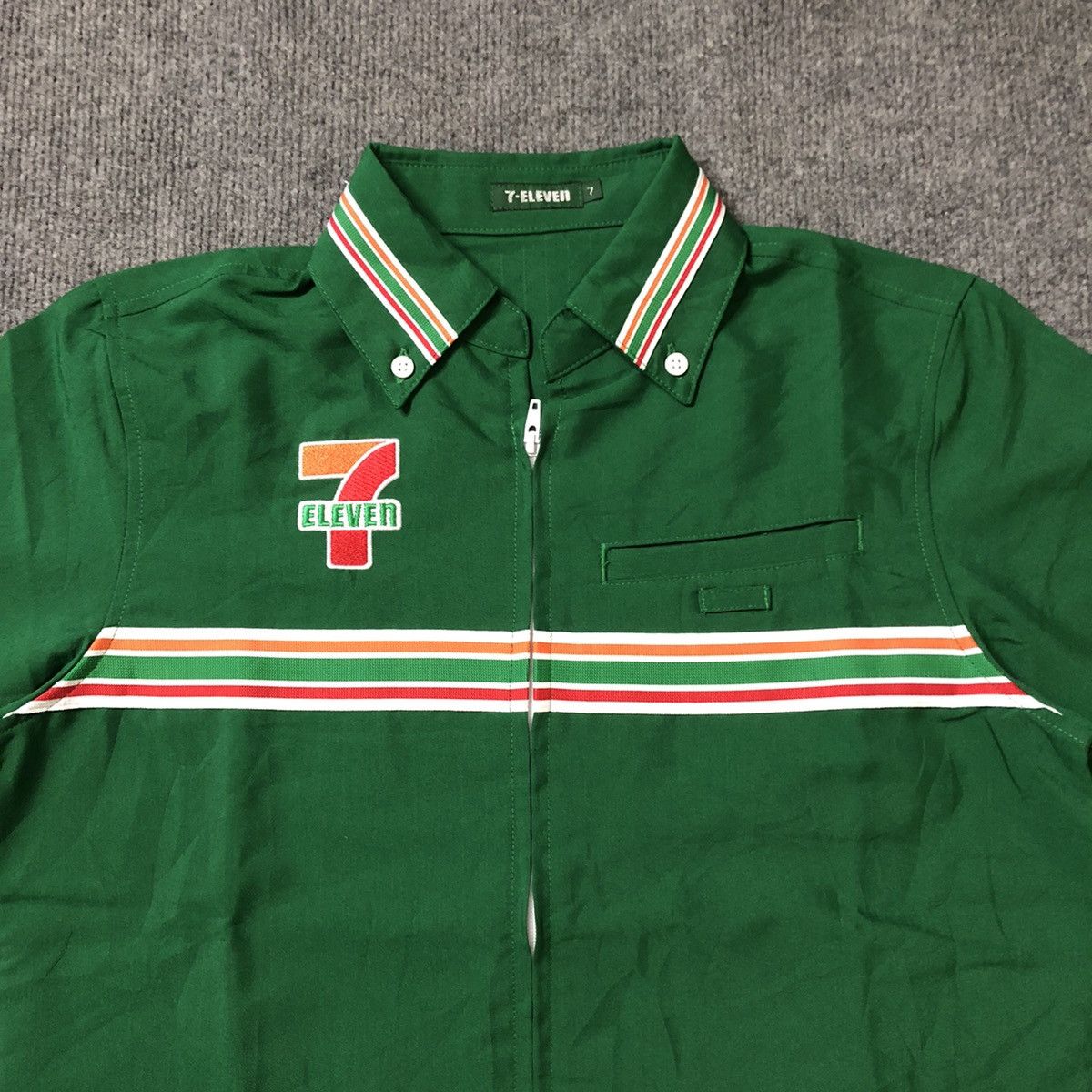 Japanese Brand Vintage 7 Eleven Convinient Japan Store Worker Shirt Size US M / EU 48-50 / 2 - 2 Thumbnail