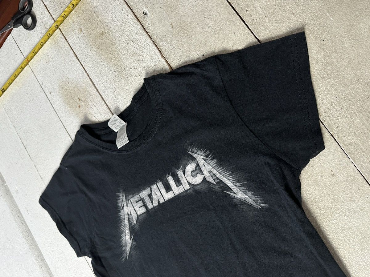 Metallica 🚨RARE Metallica 2016 black big central logo wmns t shirt Size L / US 10 / IT 46 - 2 Thumbnail