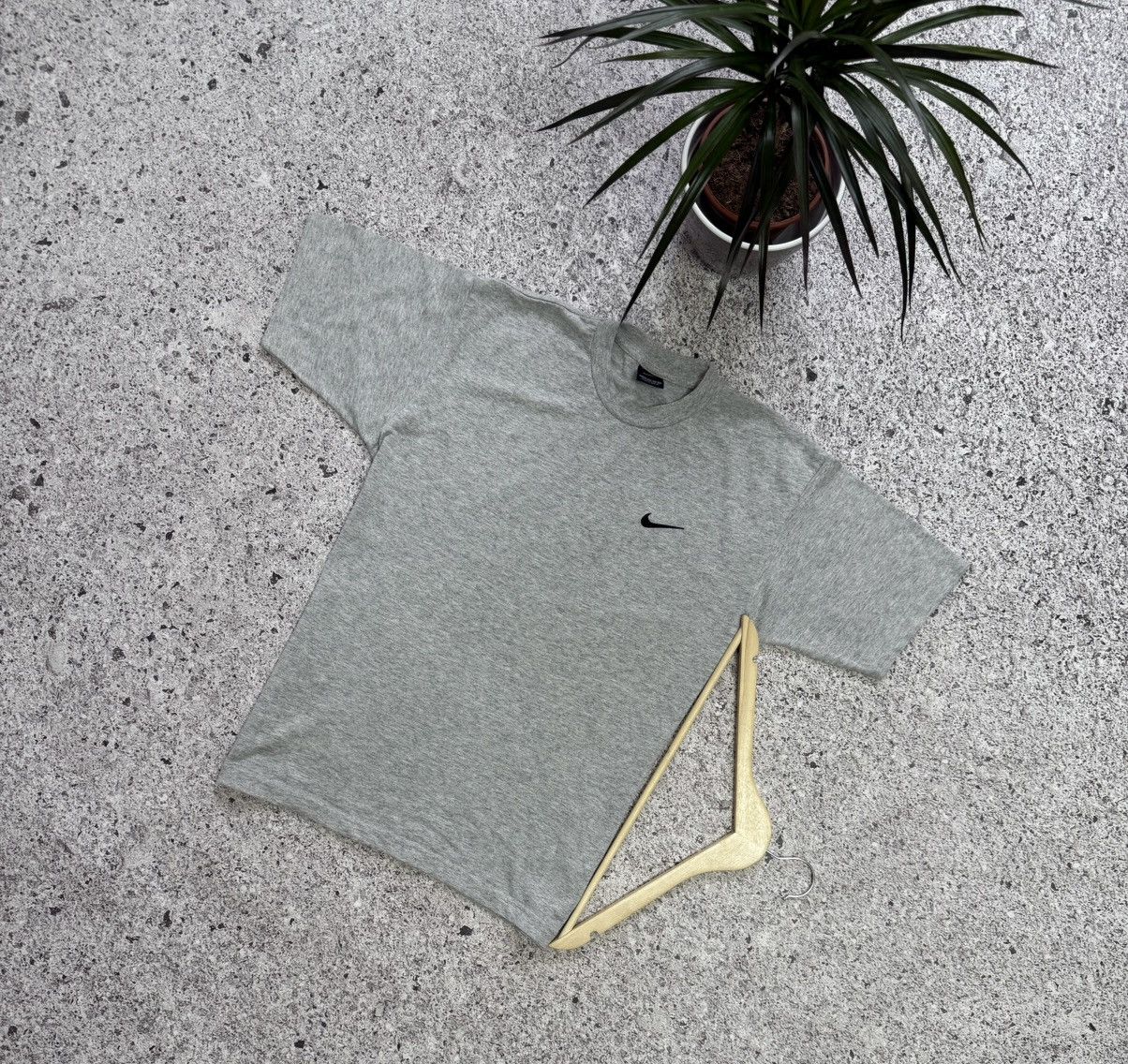 Nike × Vintage Vintage 1990’s Nike Made In USA Retro T-Shirt Y2K Hype Size US S / EU 44-46 / 1 - 1 Thumbnail