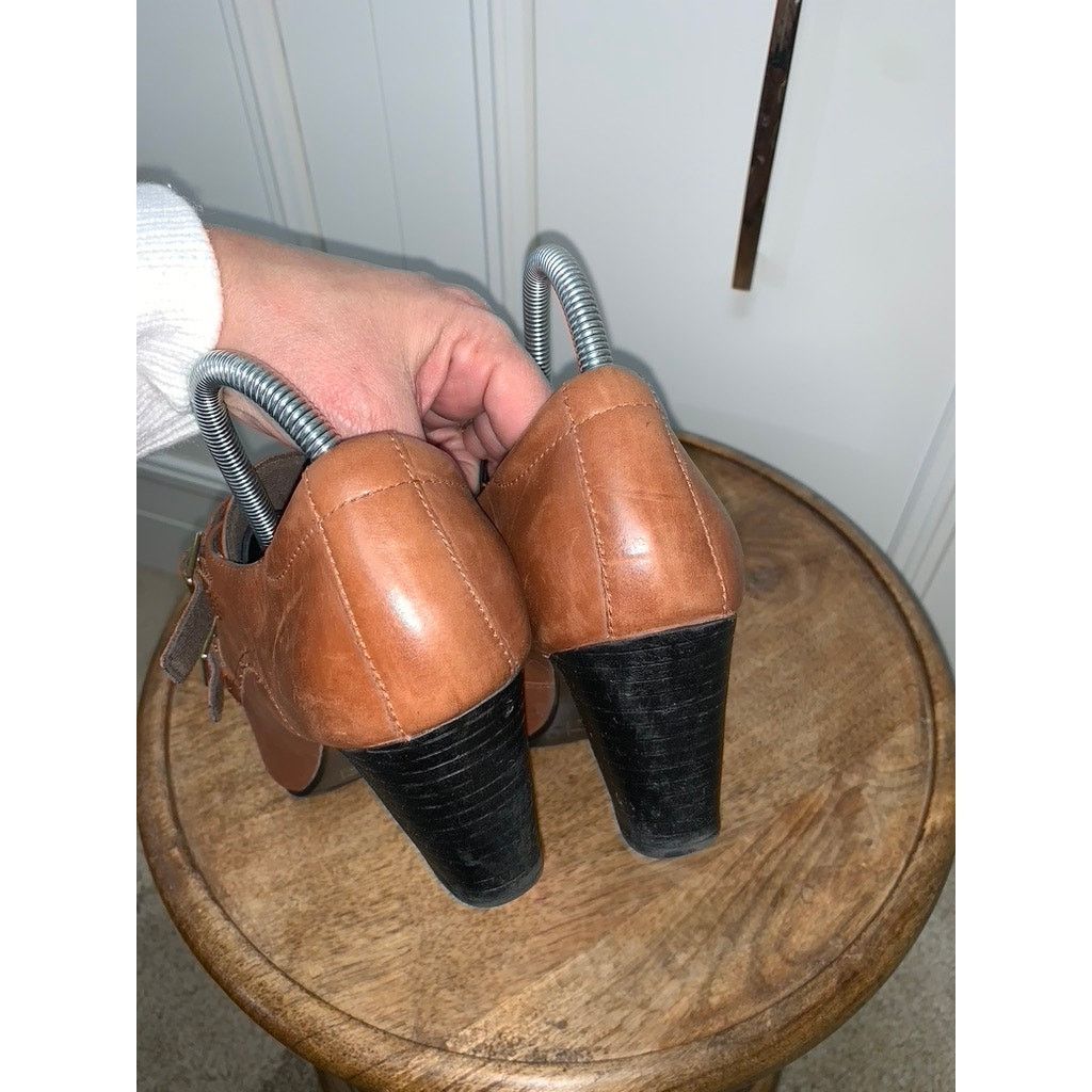 Clarks Clarks Women's Brown Ankle Booties Size 9.5M Double Buckle Size US 9.5 / IT 39.5 - 4 Thumbnail