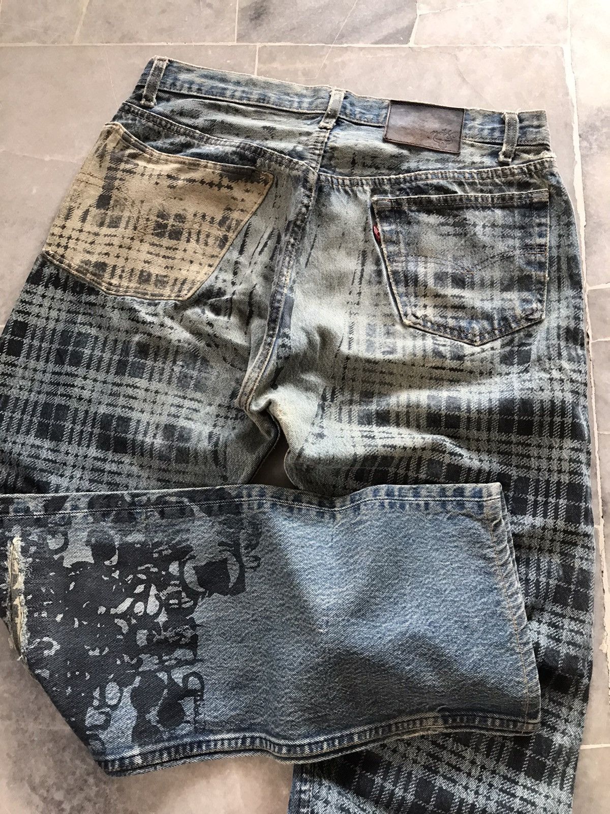 Levi's Vintage Clothing × Montage Vintage Levi’s 501 Jeans Custom Montage denim Crowd Size US 34 / EU 50 - 10 Thumbnail