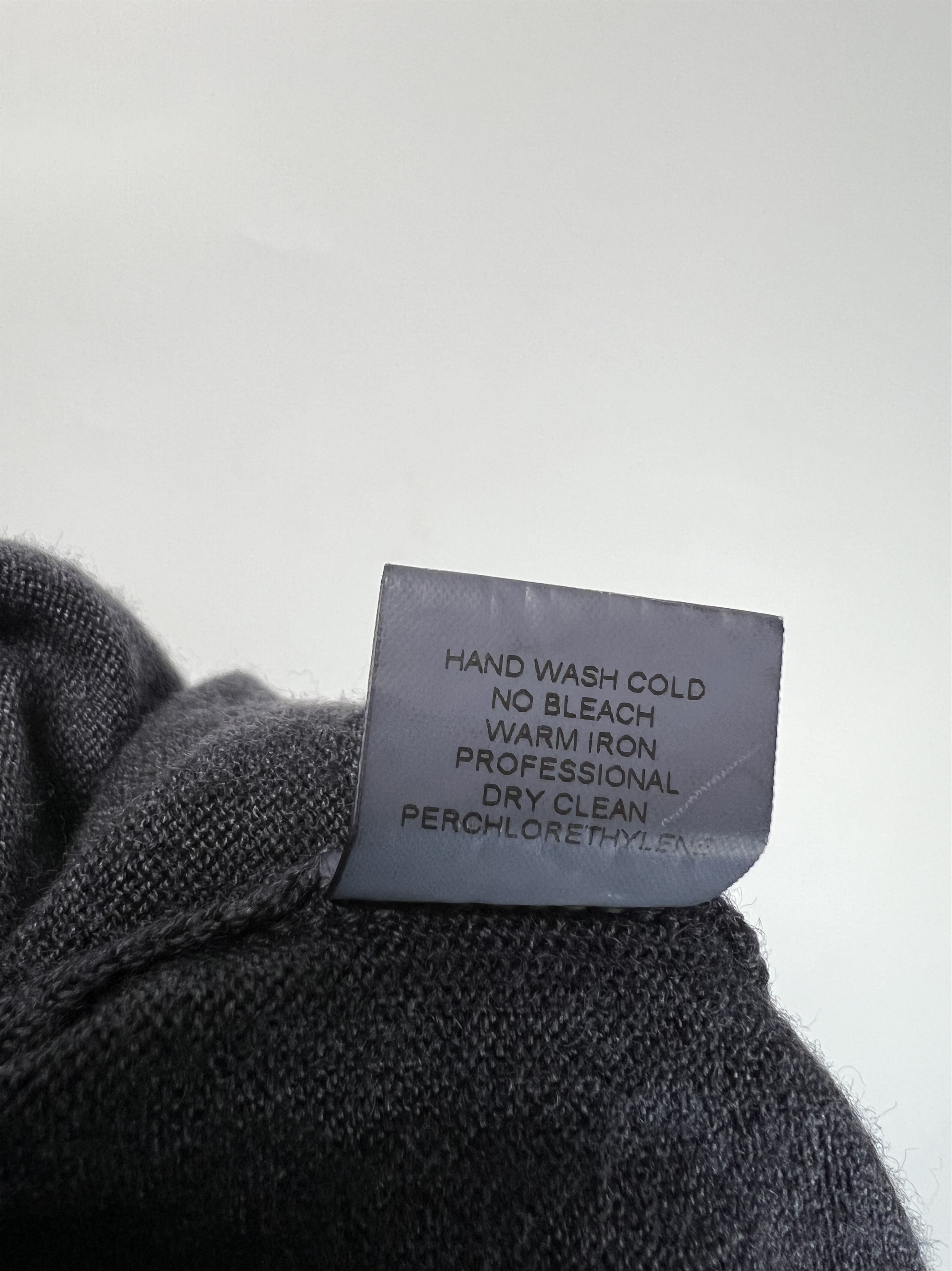 Gran Sasso Gran Sasso Vintage 100% Virgin Wool V-Neck Sweater Size 48 Size US M / EU 48-50 / 2 - 13 Thumbnail