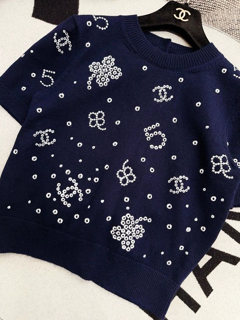 Chanel Chanel 23P Blue Embroidered Short Sleeve Cardigan Size M / US 6-8 / IT 42-44 - 3 Thumbnail