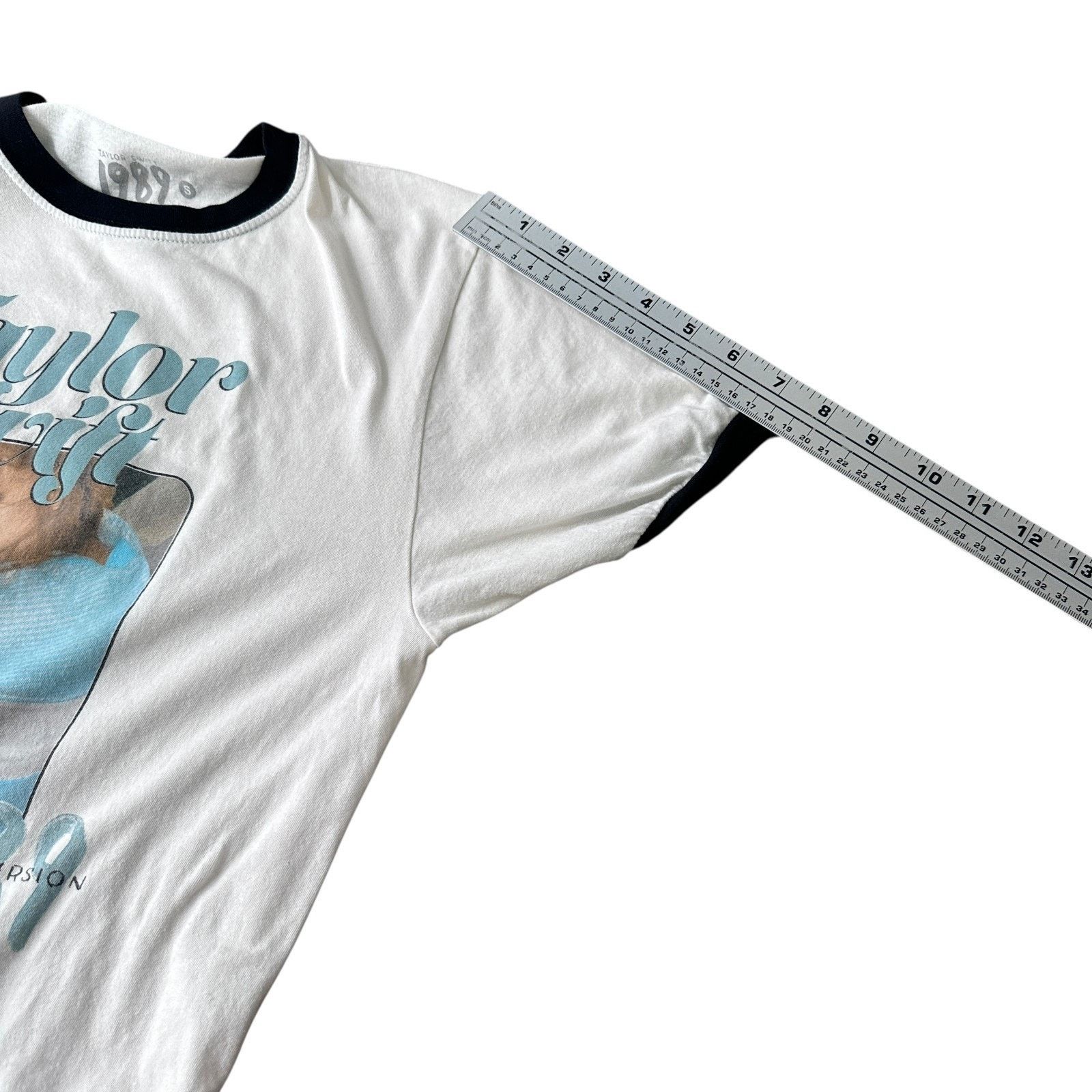 Other Taylor Swift 1989 Taylor's Version T-Shirt Adult’s S White Size US S / EU 44-46 / 1 - 7 Thumbnail