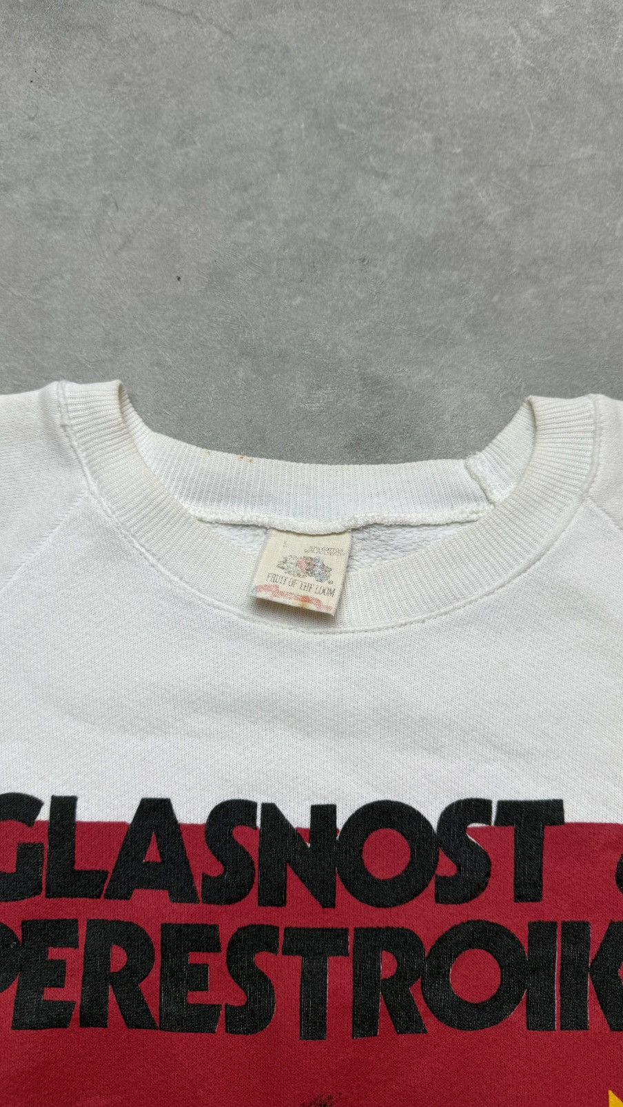 Vintage Vintage 90s Gorbachev Glasnost Perestroika Crewneck Size US L / EU 52-54 / 3 - 5 Thumbnail