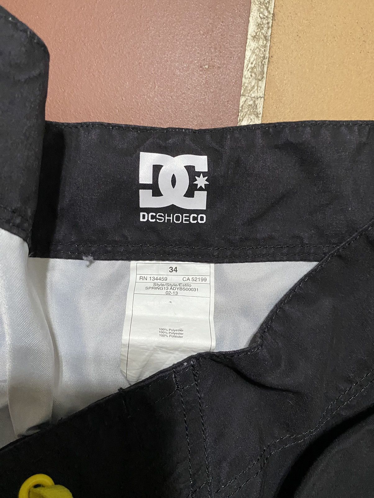 DC Vintage Y2K DC Shoes Shorts Skater Size US 34 / EU 50 - 4 Thumbnail