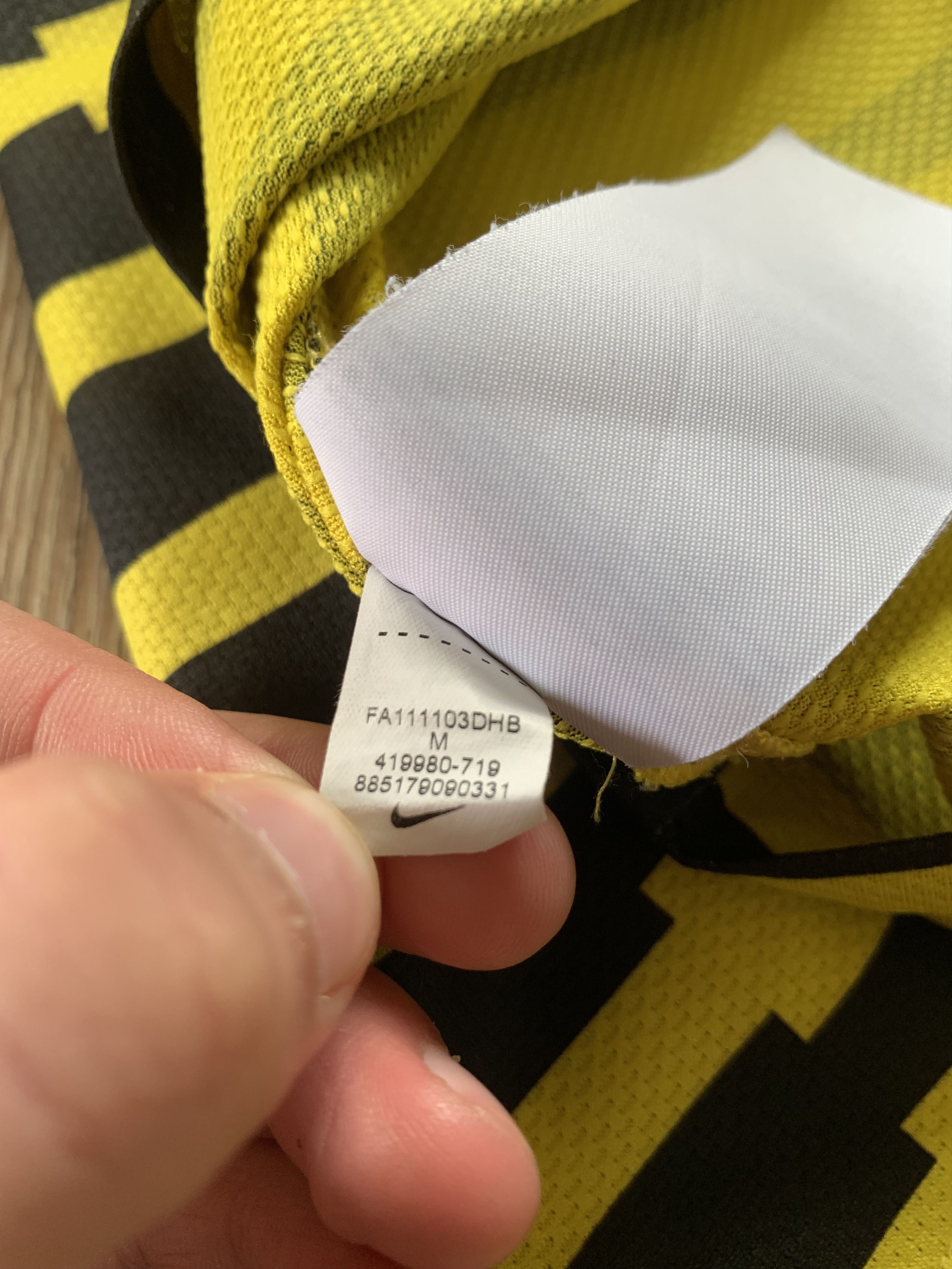 Nike × Vintage Vintage Nike Celtic Footbal Club Jersey Size US M / EU 48-50 / 2 - 13 Thumbnail