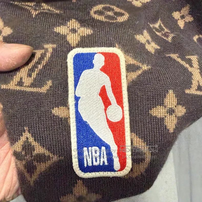 Louis Vuitton Louis Vuitton Nba full print zipper jacket Size US XL / EU 56 / 4 - 3 Thumbnail