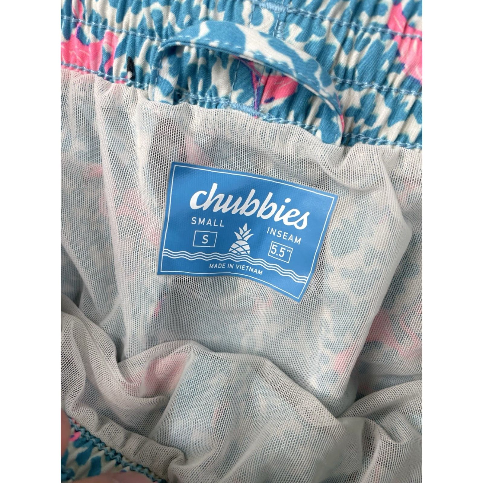 Chubbies Chubbies Shortie Swim Trunks S 5.5” Flamingos Blue Mens Classic Nautical Style Bottoms Size US 29 - 4 Thumbnail
