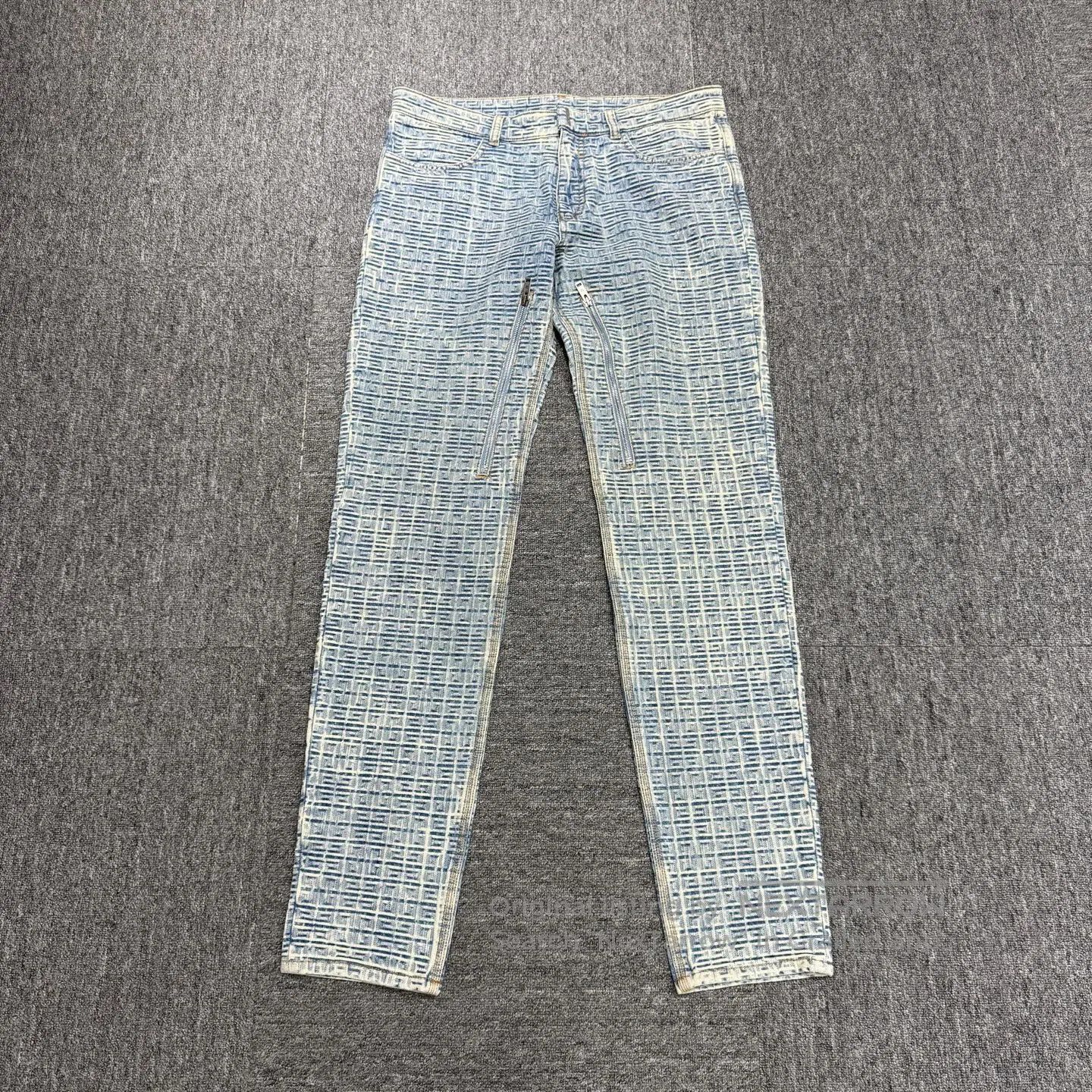 Givenchy Givenchy 4G Old-Fashioned Full-Print jeans| Size US 34 / EU 50 - 1 Thumbnail