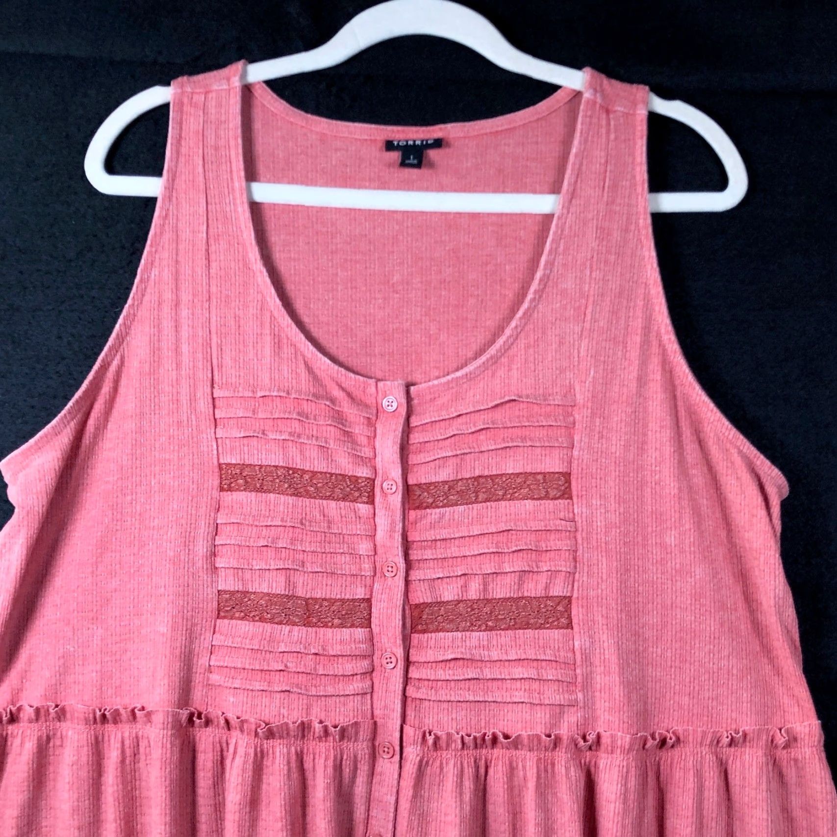 Torrid Torrid Blouse Women Pink Scoop Neck Button Down Sleeveless Stretch 1 Plus Size Casual Workwear 90s? Size XS / US 0-2 / IT 36-38 - 2 Thumbnail