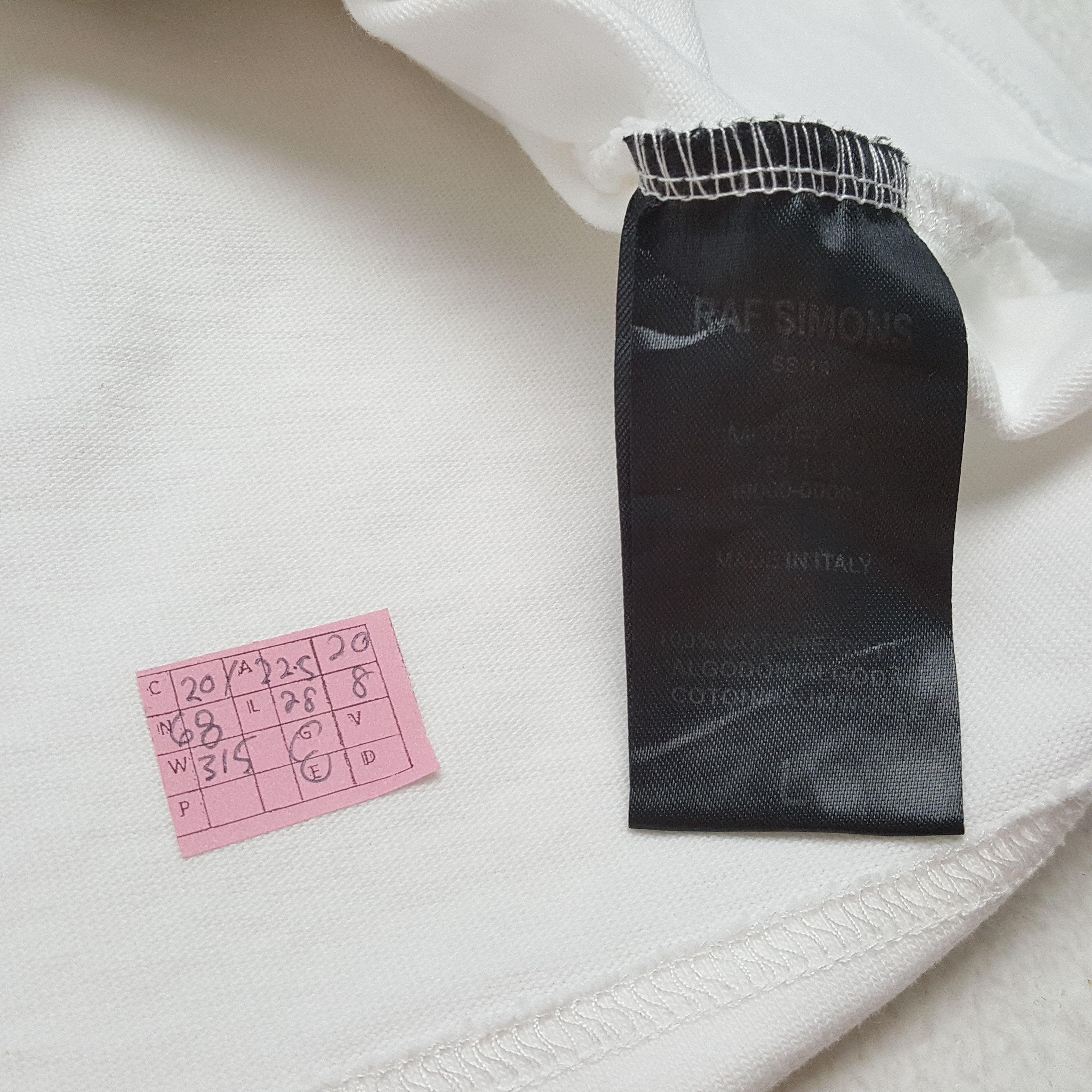 Vintage RAF SIMONS Fashion Brand Designer Tshirt Size US L / EU 52-54 / 3 - 5 Thumbnail