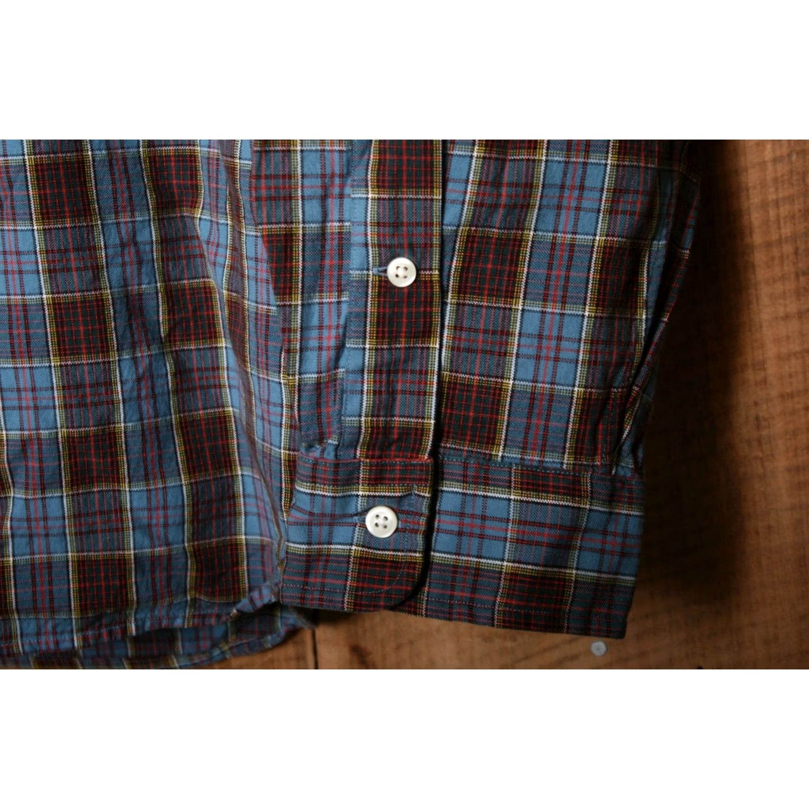 Ralph Lauren Ralph Lauren Button-Up Plaid Shirt XL Mens Long Sleeve Multicolor Cotton 100% Batched pattern? Size US XL / EU 56 / 4 - 3 Thumbnail