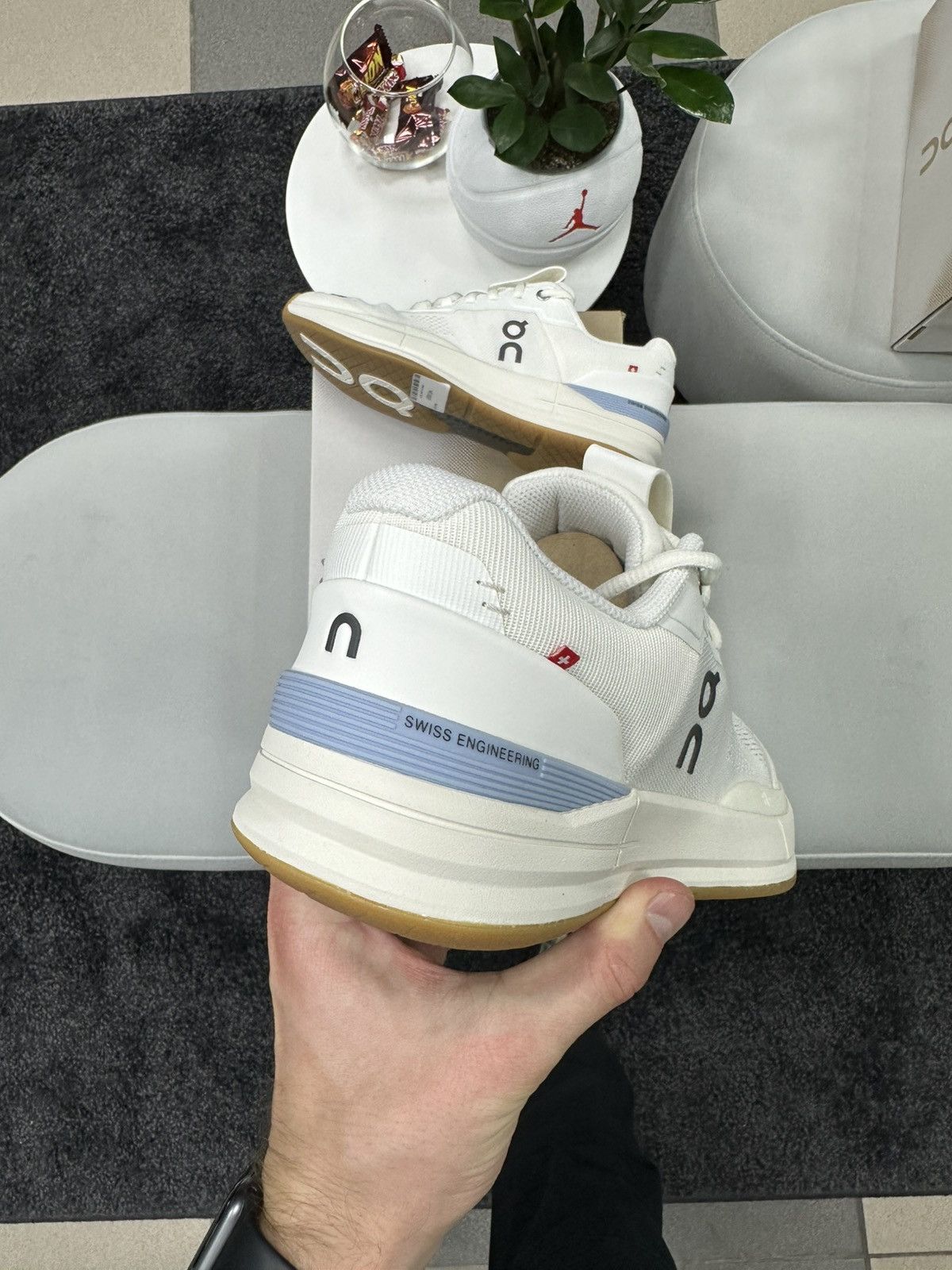 On Men's tennis shoes On Running The Roger Size US 10 / EU 43 - 4 Thumbnail