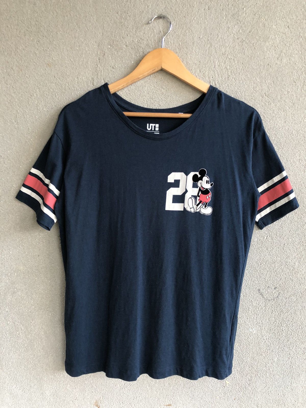 Cartoon Network × Uniqlo Uniqlo mickey mouse tee Size US M / EU 48-50 / 2 - 1 Thumbnail