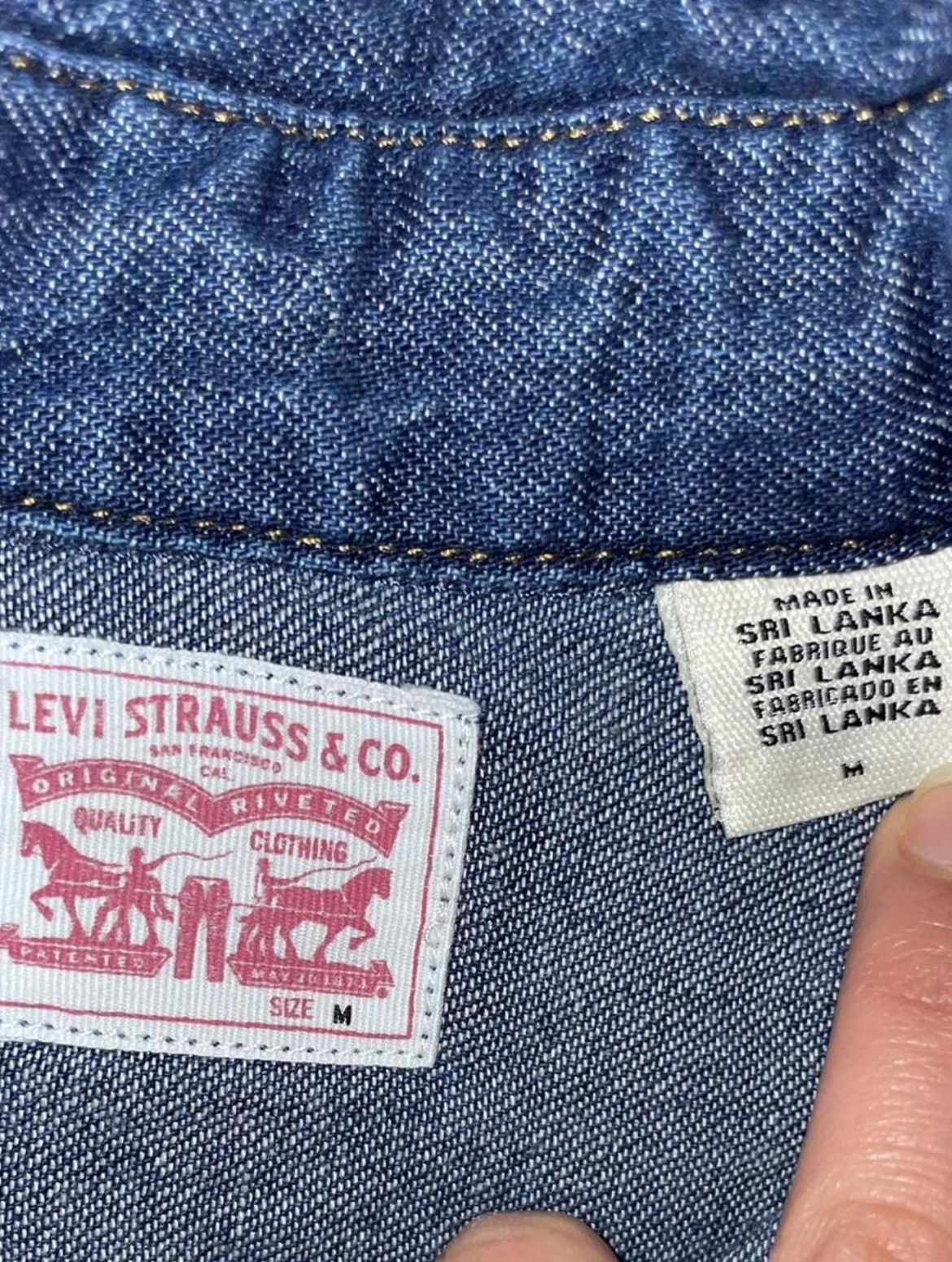 Levi's Levi’s Denim Shirt Size US M / EU 48-50 / 2 - 2 Thumbnail