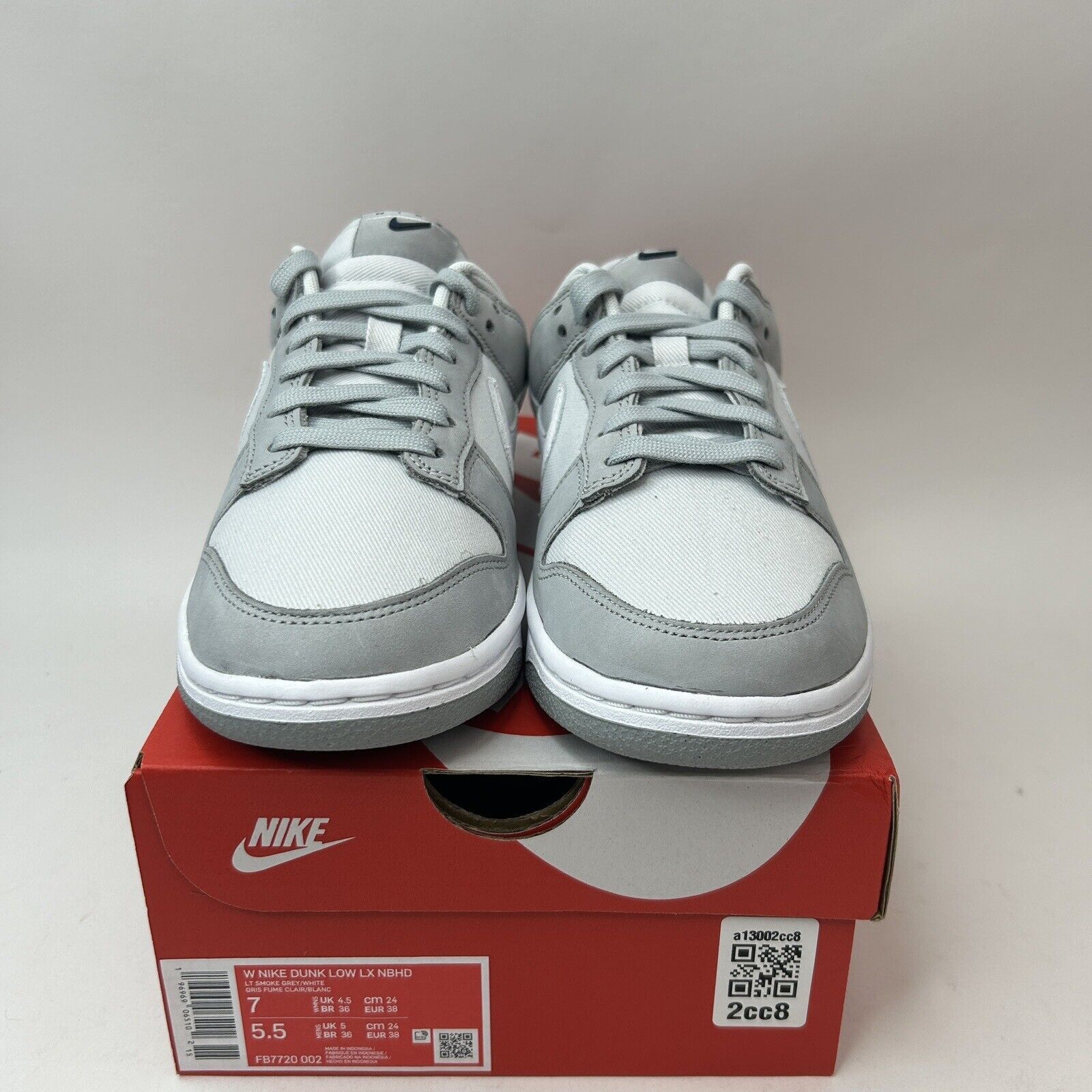 Nike Nike Dunk Low LX WMNS “Light Smoke Grey” 2023 Size US 7 / IT 37 - 2 Thumbnail