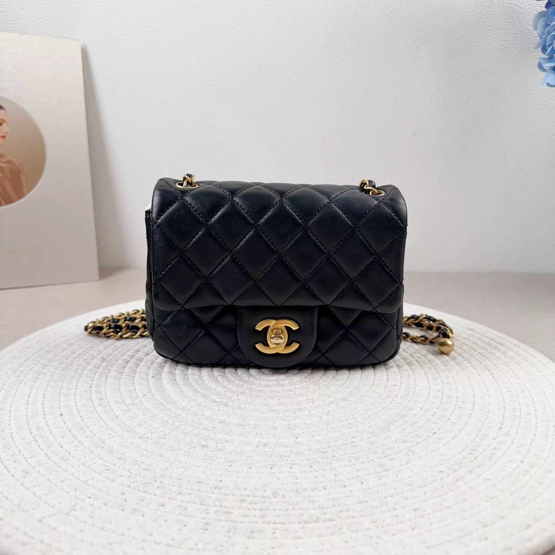 Chanel Pre-loved Bag Very good condition Size ONE SIZE - 1 Thumbnail