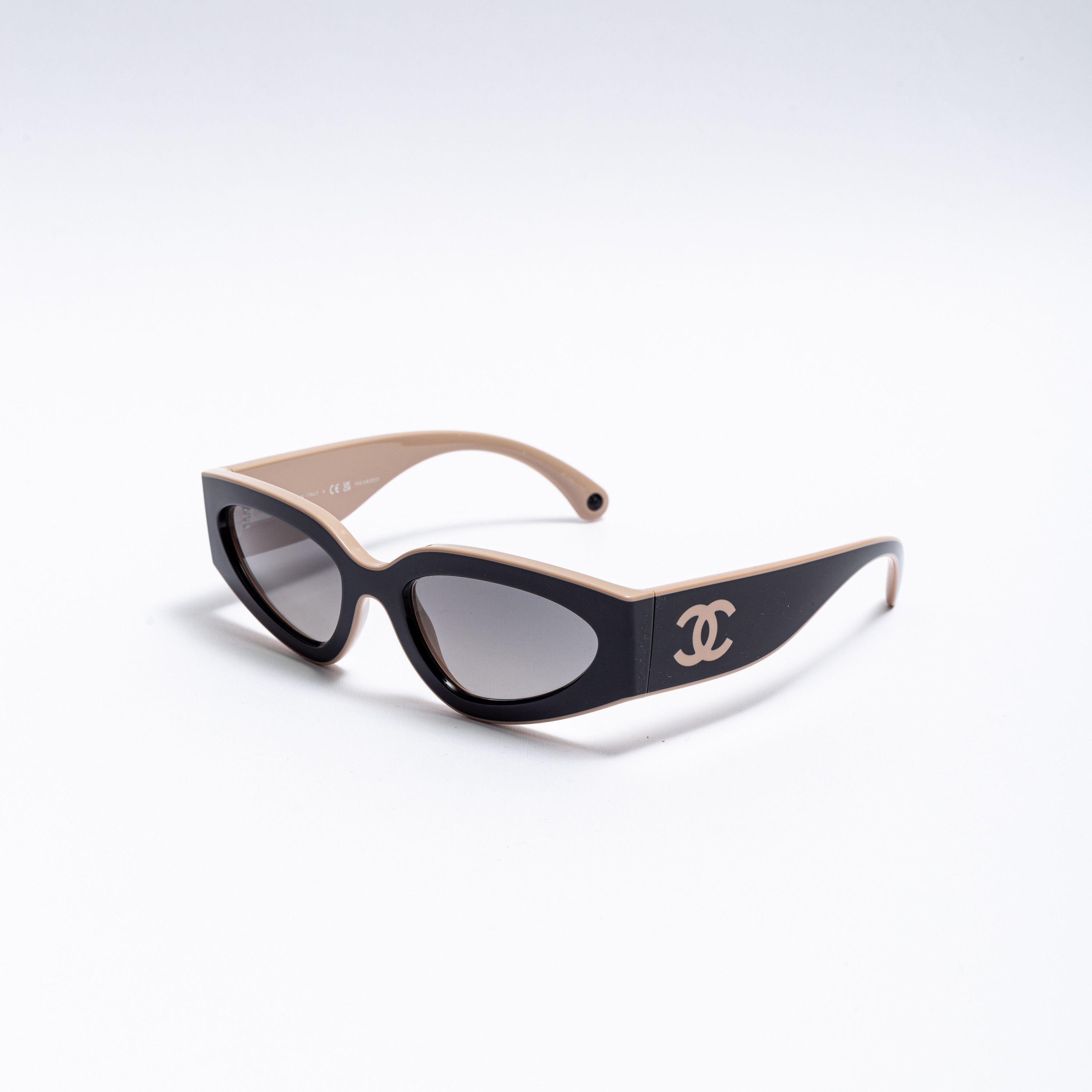 CHANEL 0CH6056 C534M3 Sunglasses BEIGE/BLACK