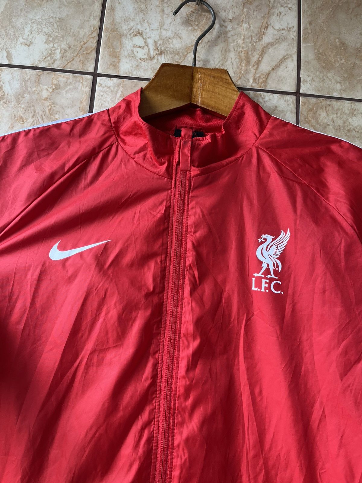 Nike Nike FC Liverpool Bib back swoosh training jacket Size US M / EU 48-50 / 2 - 3 Thumbnail