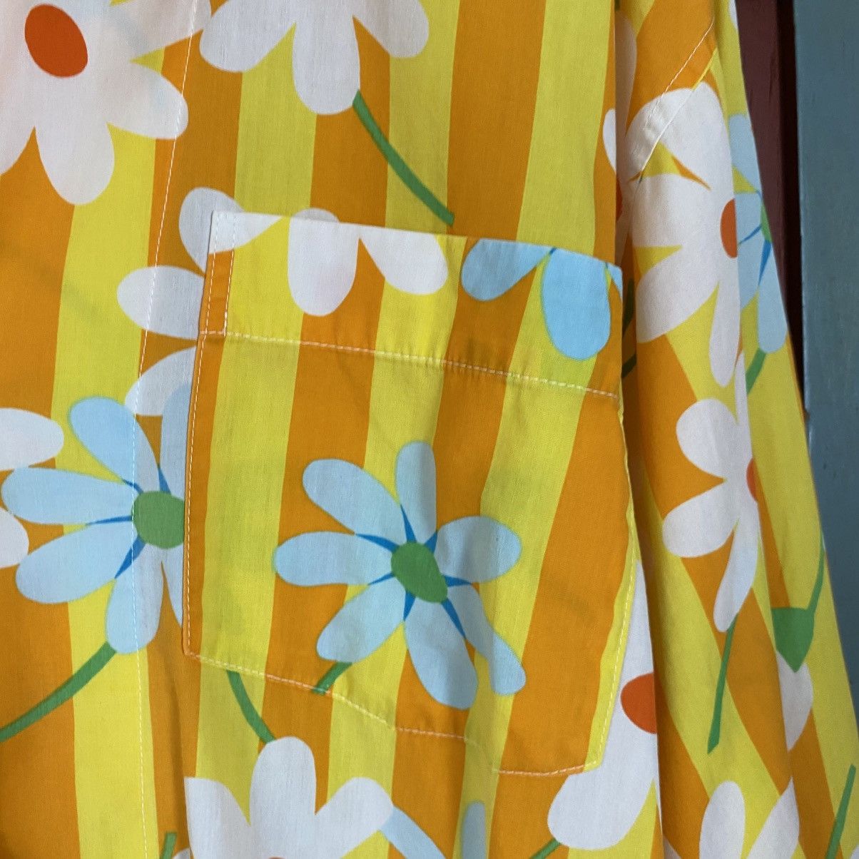 Enrico Coveri Enrico Coveri Yellow Daisy Stripe Pajama Shirt Size L / US 10 / IT 46 - 4 Thumbnail