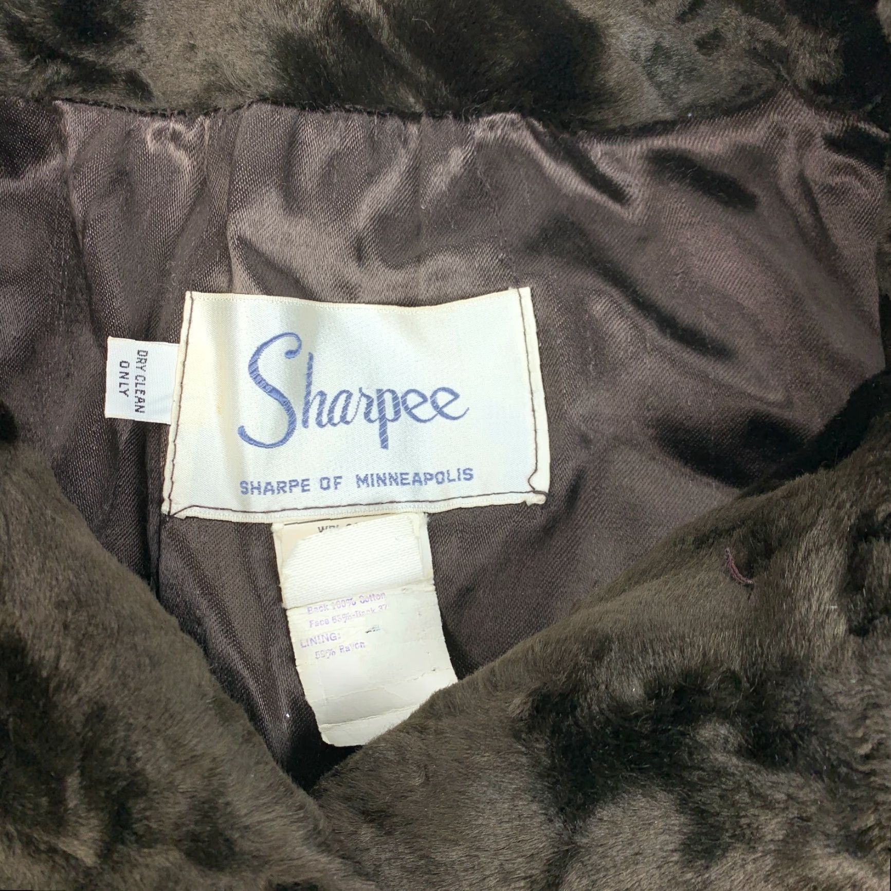 Vintage VINTAGE Sharpee Sharpe of Minneapolis Faux Fur Womens Coat 13/14 Coat Womens Brown 13/14 Vintage Fur Coat Womens Mens Girls Size XL / US 12-14 / IT 48-50 - 4 Thumbnail