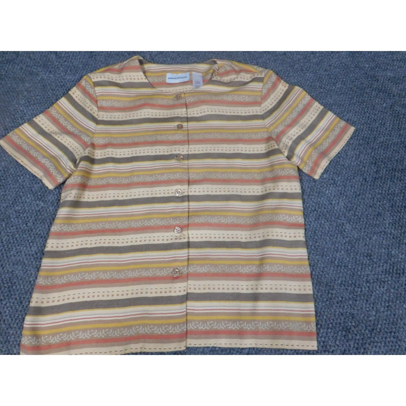 Vintage Alfred Dunner Womens Jacket 10 Beige Striped Button Shoulder Pads Casual Mid-Length Knit Polyester Embroidered Peanuts Pattern 10 Womens Mens? Size L / US 10 / IT 46 - 3 Thumbnail