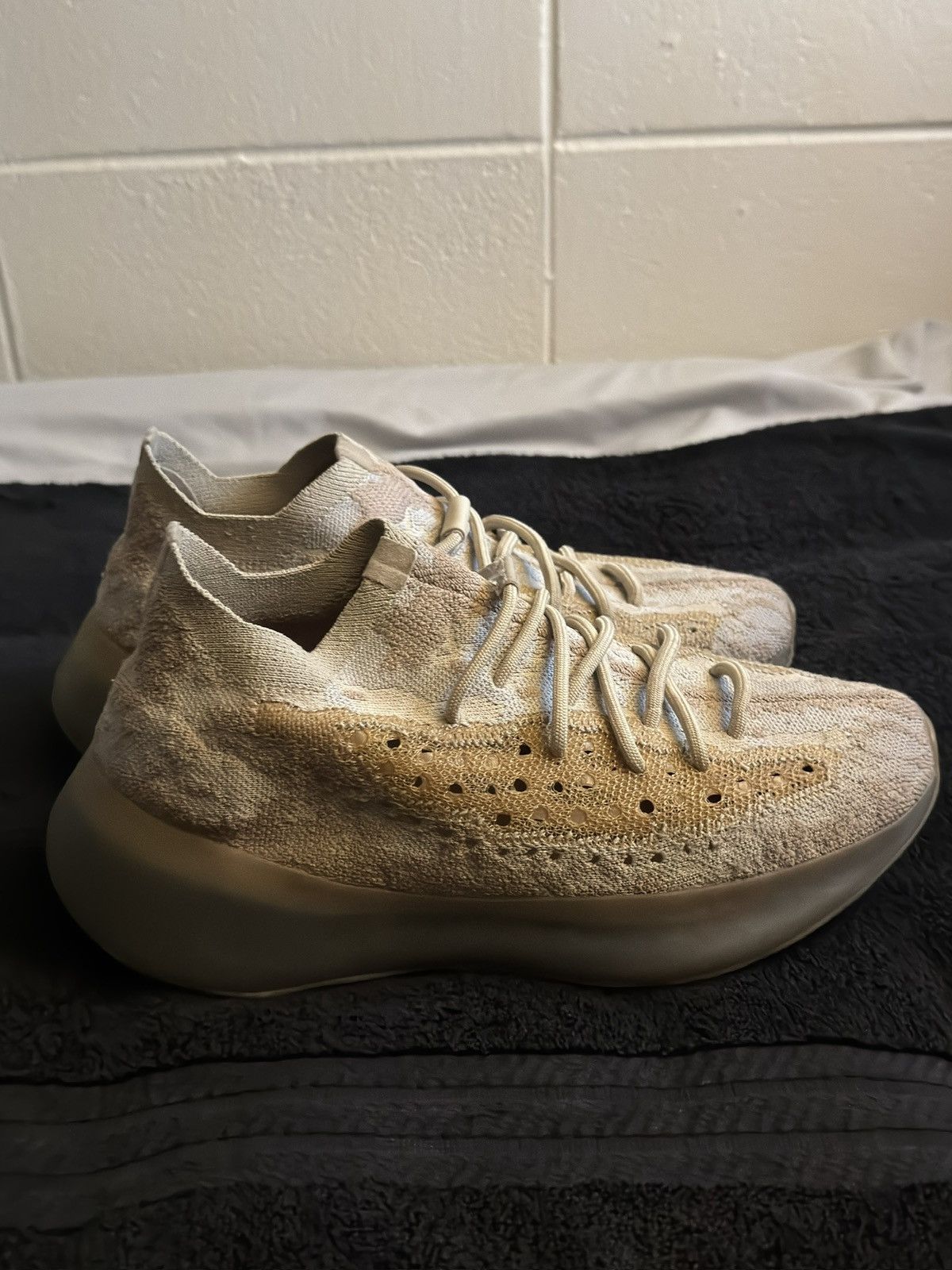 Yeezy yeezy 380 pepper Size US 9 / EU 42 - 4 Thumbnail