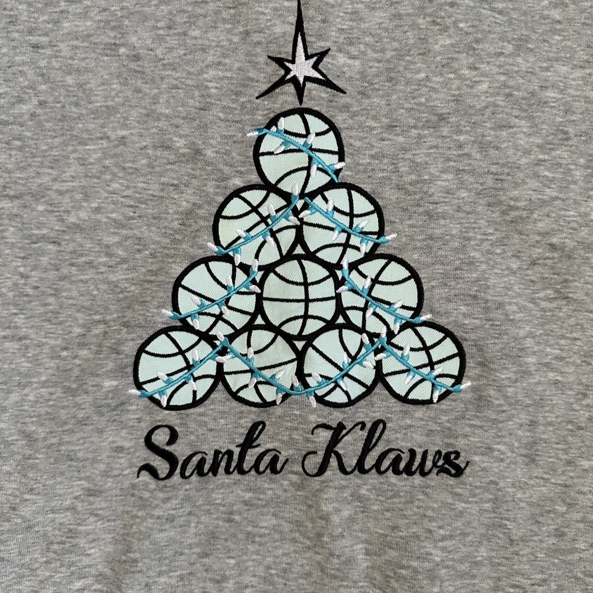 NBA × New Balance Kawhi Leonard x New Balance x Christmas Size US M / EU 48-50 / 2 - 4 Thumbnail