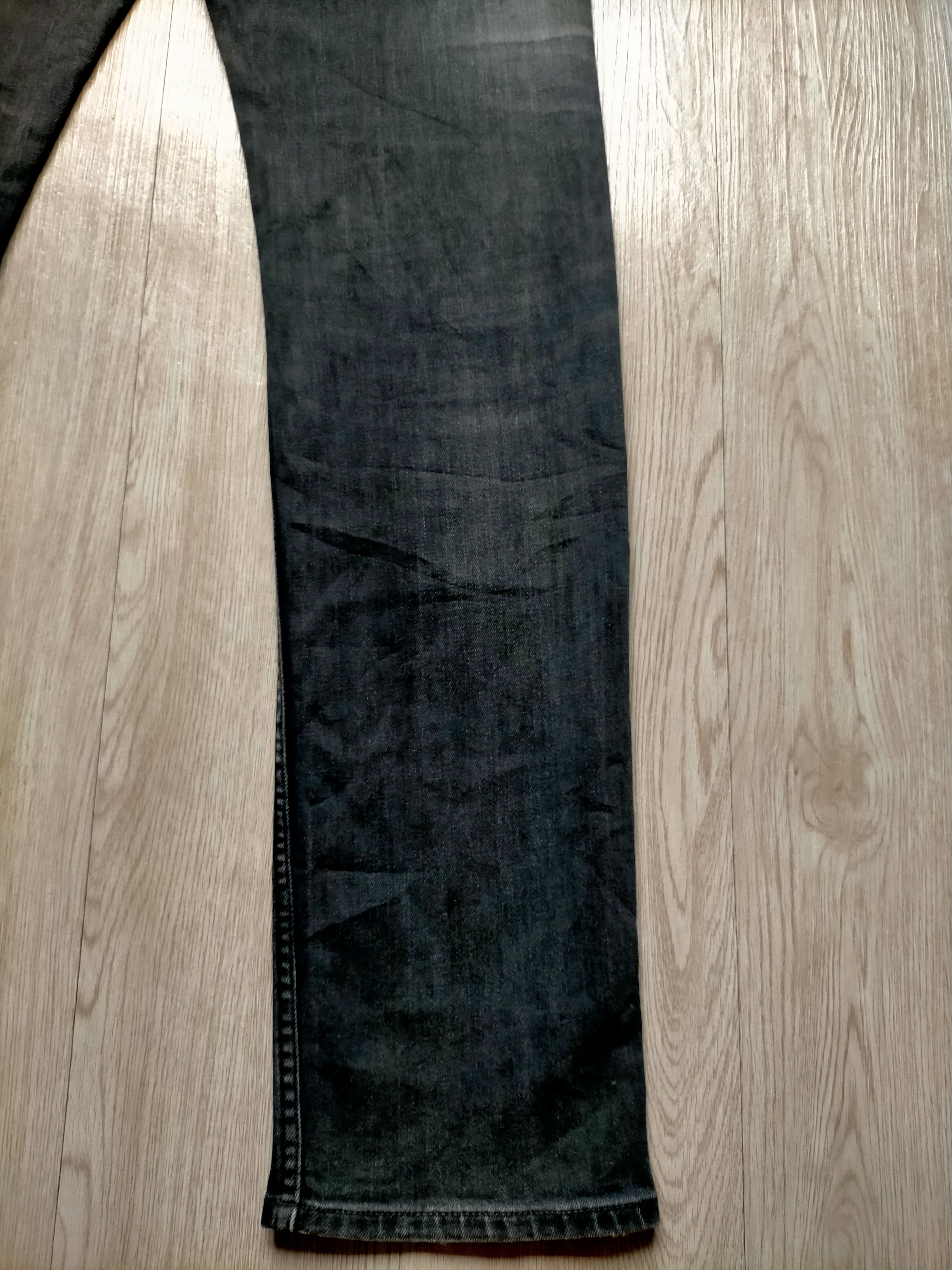 Undercover Undercover Uniqlo Black Skinny Jeans Size US 33 - 17 Thumbnail