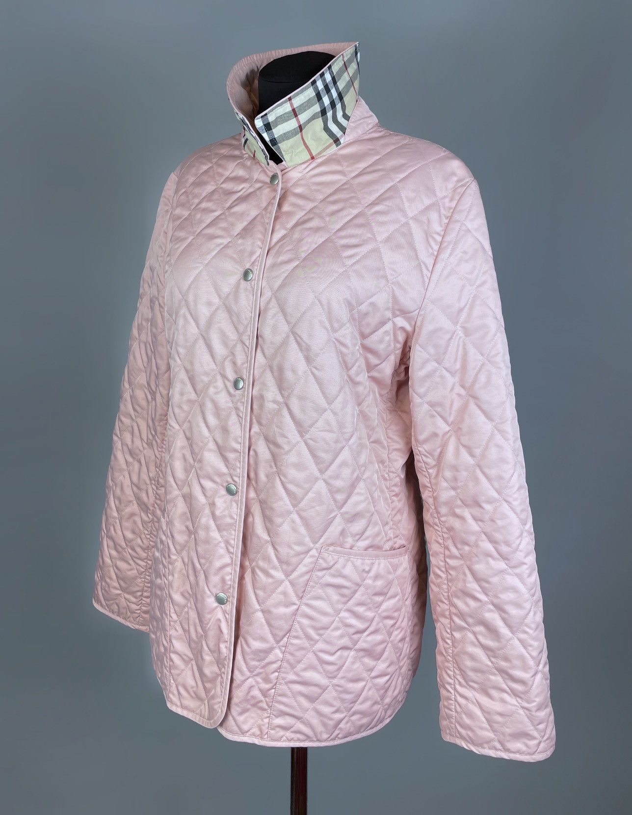 Burberry Burberry London Vintage Quilted Jacket Nova Check Lining M Size M / US 6-8 / IT 42-44 - 8 Thumbnail