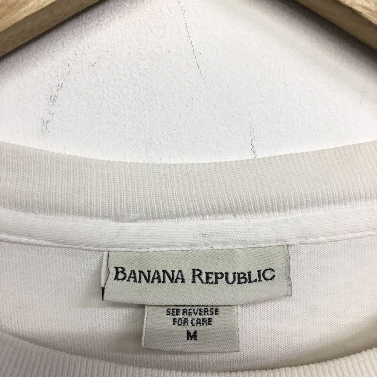 Banana Republic × Vintage Vintage Banana Republic Original Classic Backprint Tshirt Size US M / EU 48-50 / 2 - 12 Thumbnail