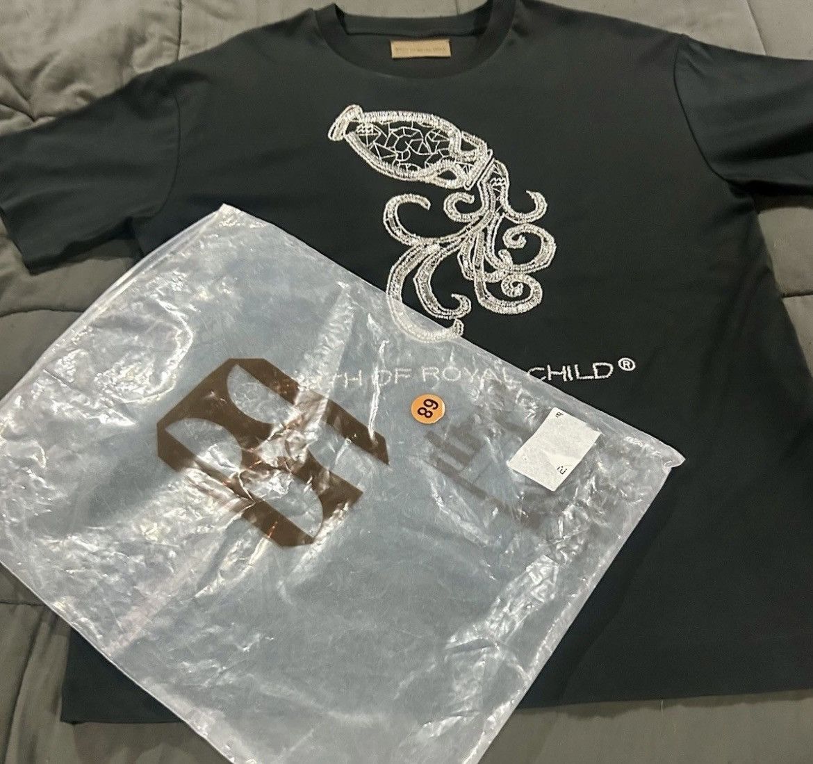 Birth of Royal Child Birth of Royal Child - Zodiac Series “Aquarius” Black Tee M Size US M / EU 48-50 / 2 - 12 Thumbnail