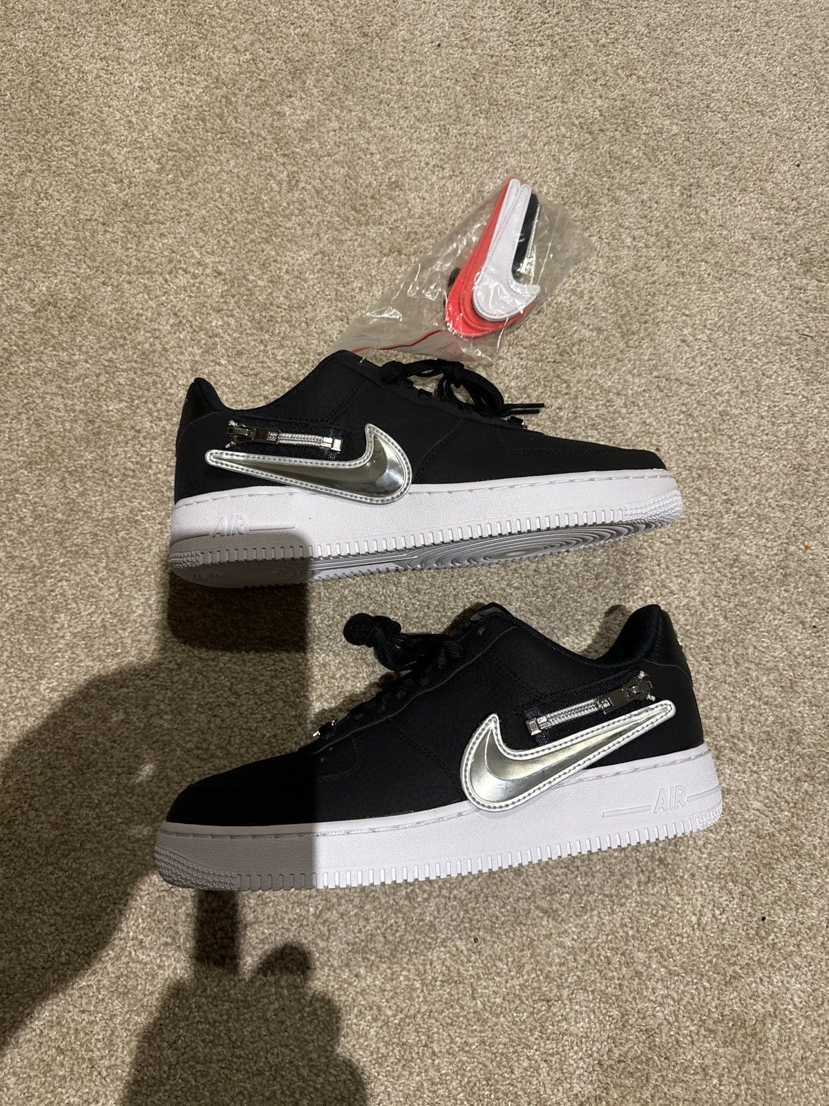 Nike Air Force 1 ‘07 “Silver Swoosh Size US 8 / EU 41 - 1 Thumbnail