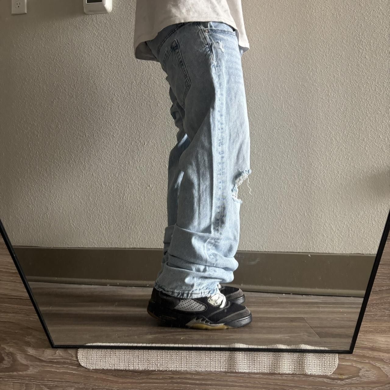 Aeropostale Crazy Vintage Y2K/2000s Aeropostale Light Wash Low Rise Baggy Denim Jeans! 33x31 Size US 33 - 2 Thumbnail