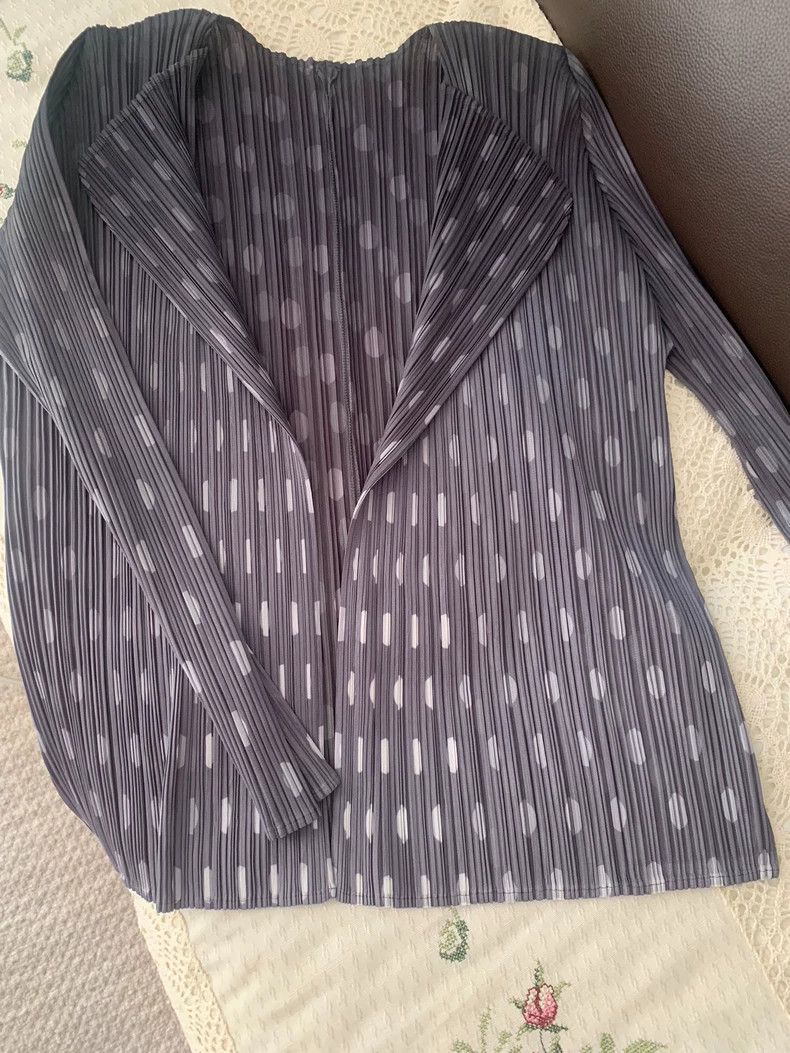 Issey Miyake issey miyake size:3 Grayish-green pleated cardigan Size XS / US 0-2 / IT 36-38 - 2 Thumbnail