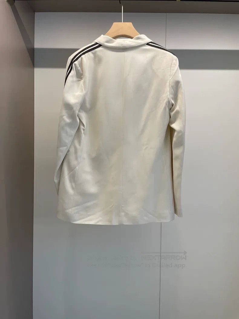 Brunello Cucinelli Brunello Cucinelli Off-white Viscose Fiber Beaded Blazer Size S / US 4 / IT 40 - 2 Thumbnail