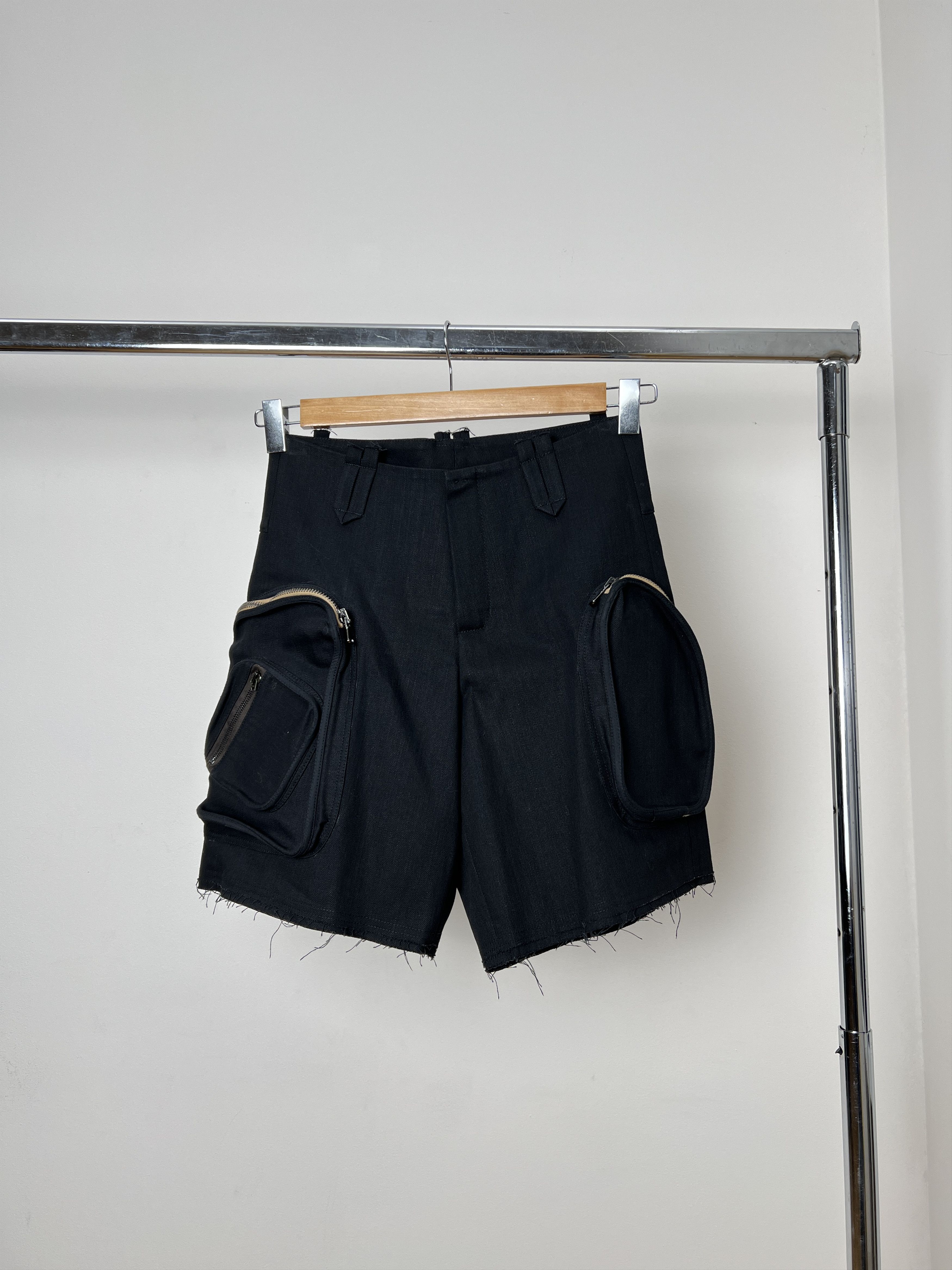 Individual Designer SHORT 3D POCKET CARGO | Grailed