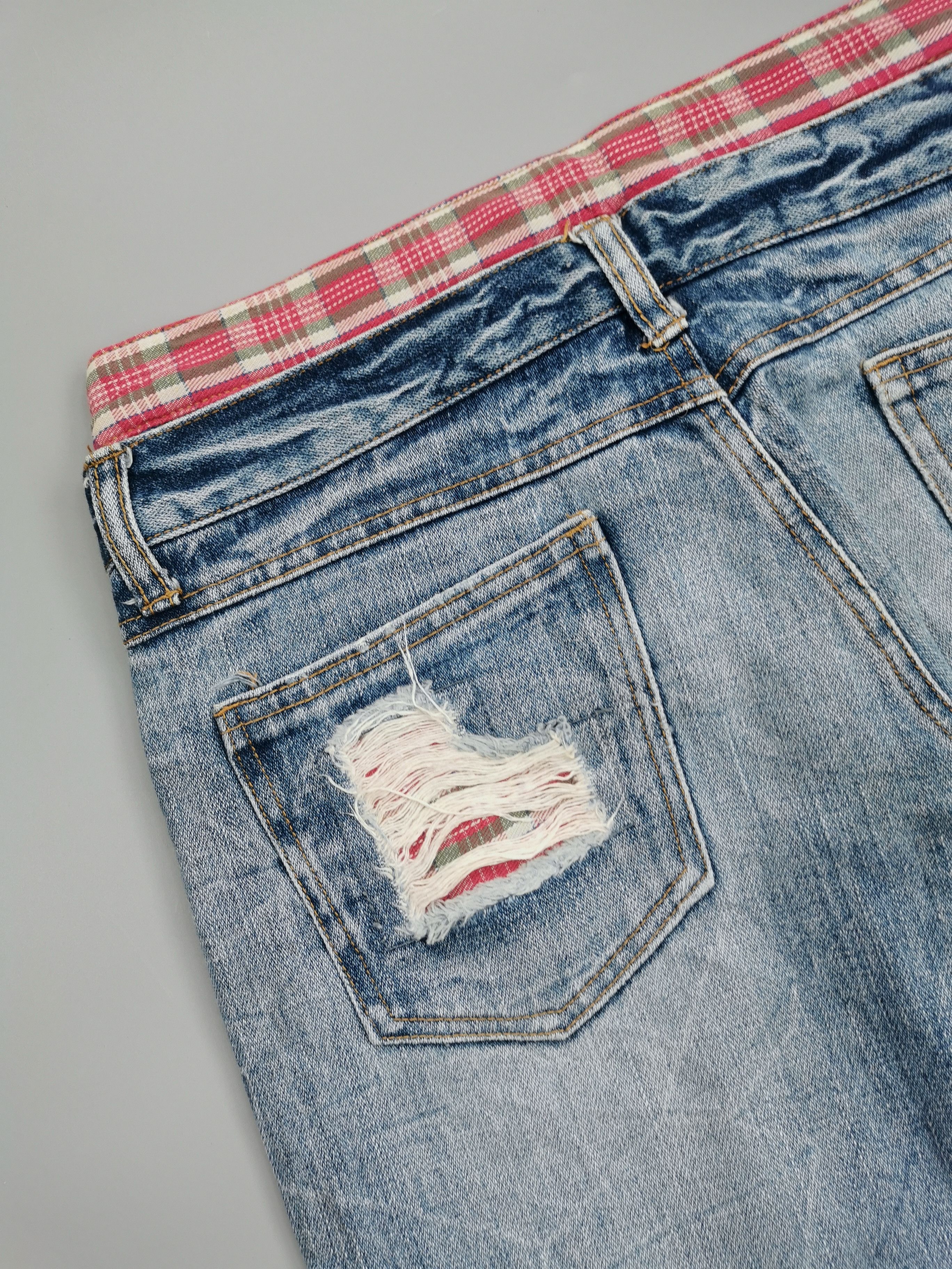 Hysteric Glamour Japan Brand Double Waist Plaid Patch Distressed Denim Jeans Size US 28 / EU 44 - 9 Thumbnail