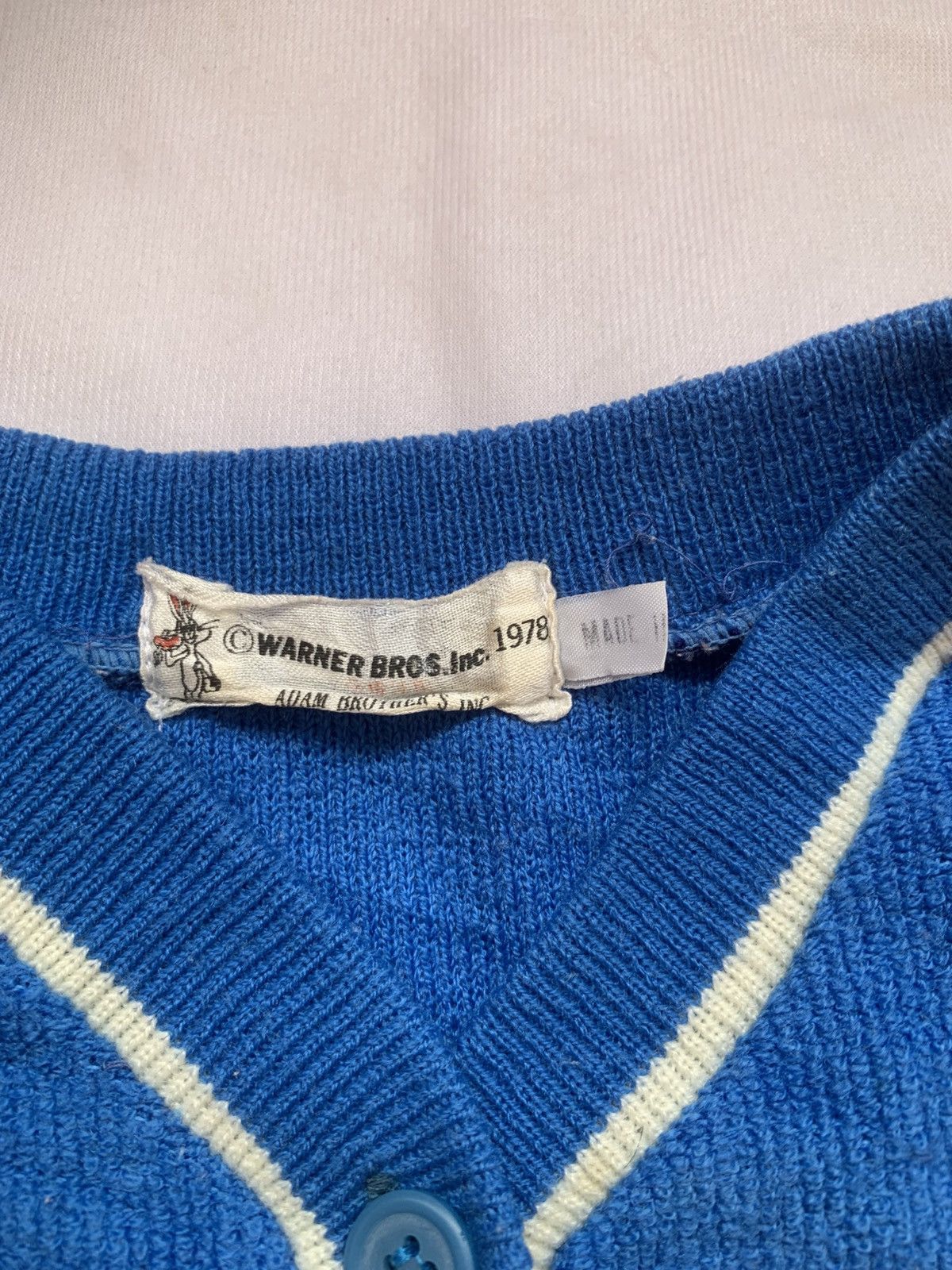 Warner Bros Vintage Knitwear Bugs Bunny Emboirred Size US M / EU 48-50 / 2 - 9 Thumbnail
