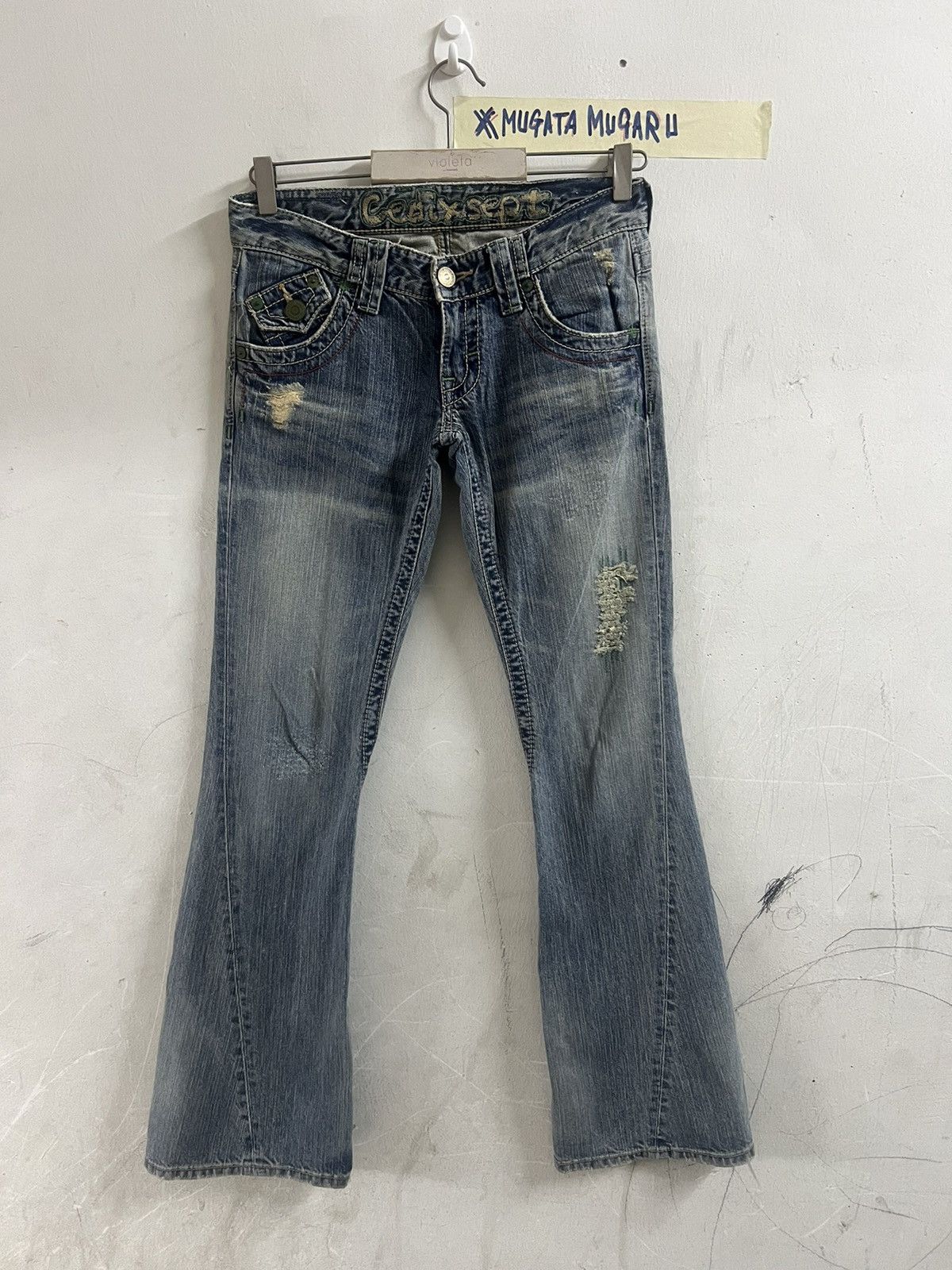 Designer × Japanese Brand FLARED LOW RISE SEVEN TEEN DISTRESSED DENIM PANT Size US 29 - 1 Thumbnail